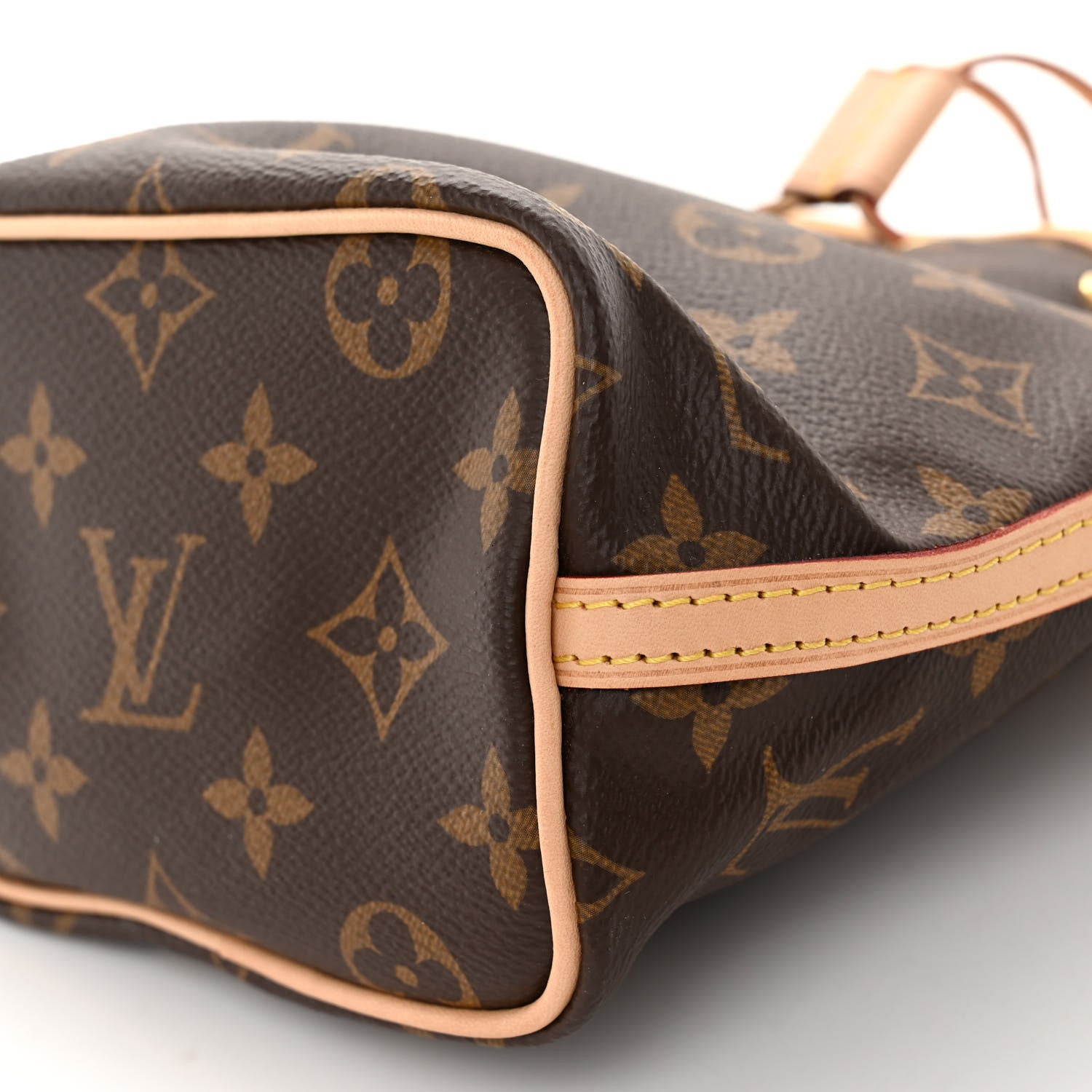 Louis Vuitton Monogram Nano Noe 17 of 17