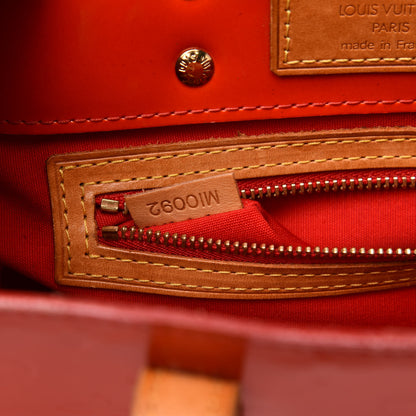 Louis Vuitton Vernis Reade PM Rouge 9 of 17