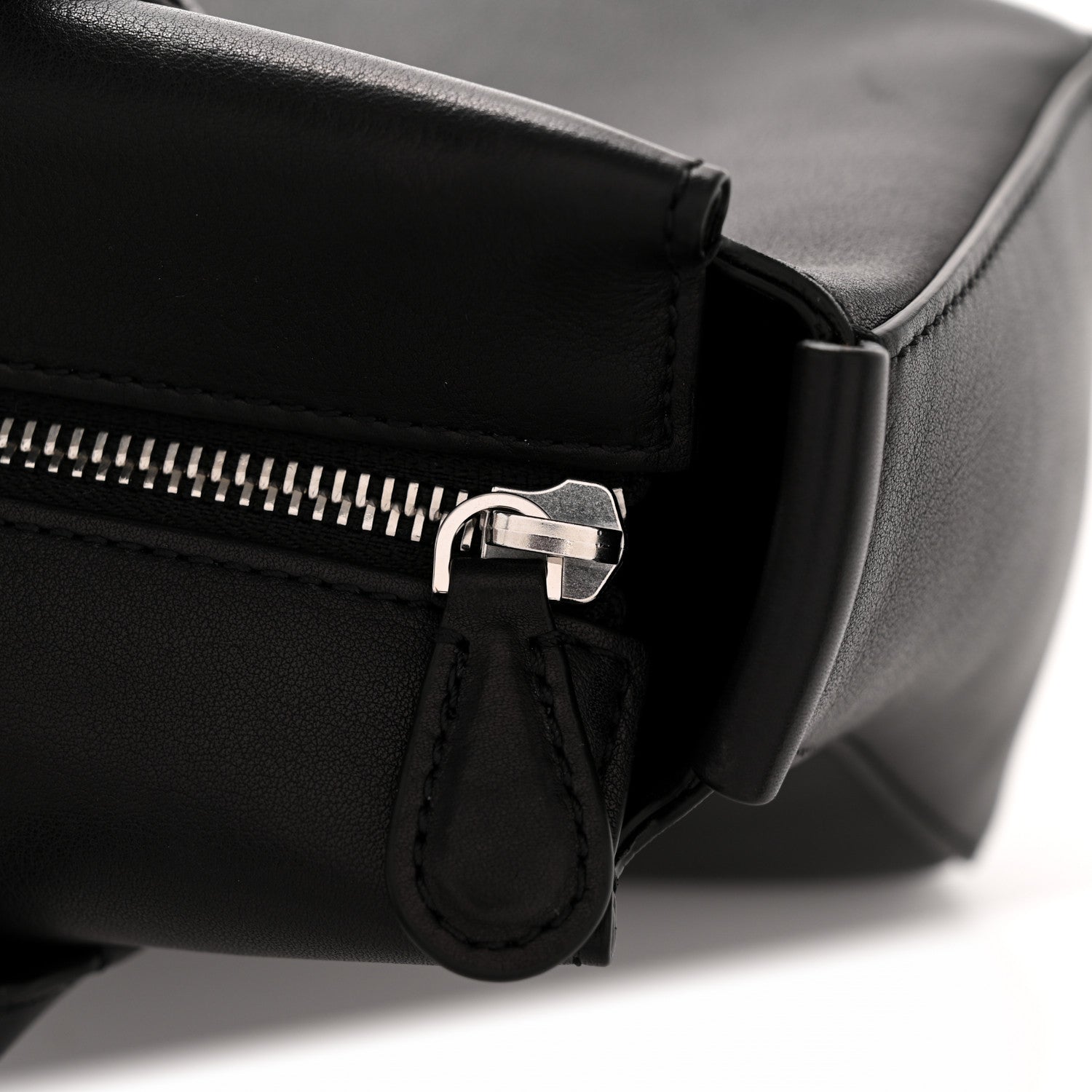 The Row Polished Saddle Calfskin E/W Top Handle Bag Black 10 of 11