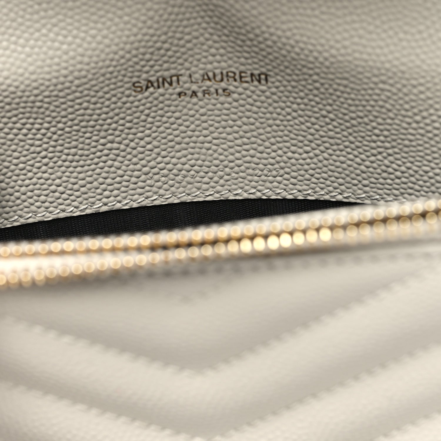 Saint Laurent Grain De Poudre Matelasse Chevron Monogram Envelope Chain Wallet Crema Soft 7 of 12