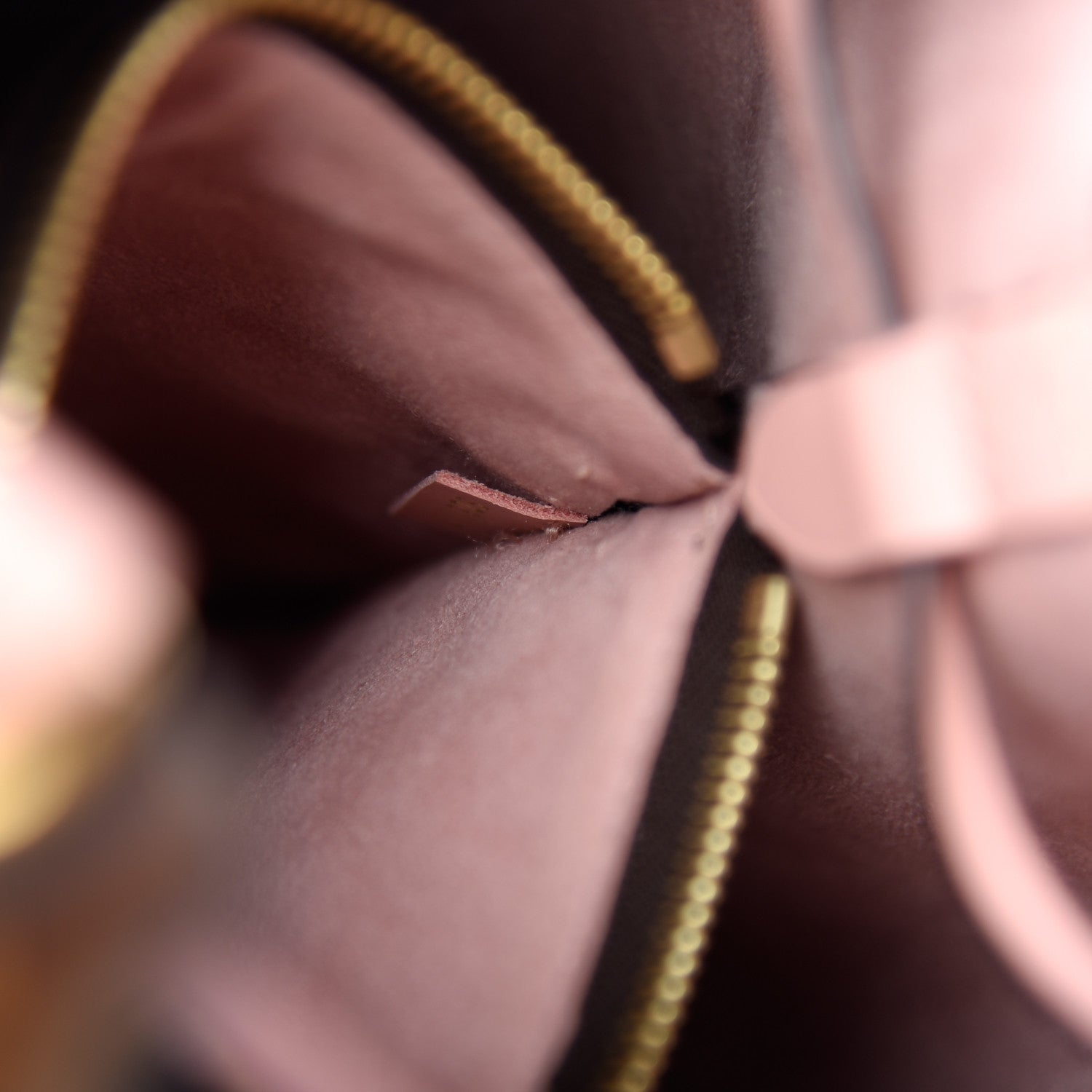 Louis Vuitton Monogram Neonoe MM Rose Poudre 11 of 13