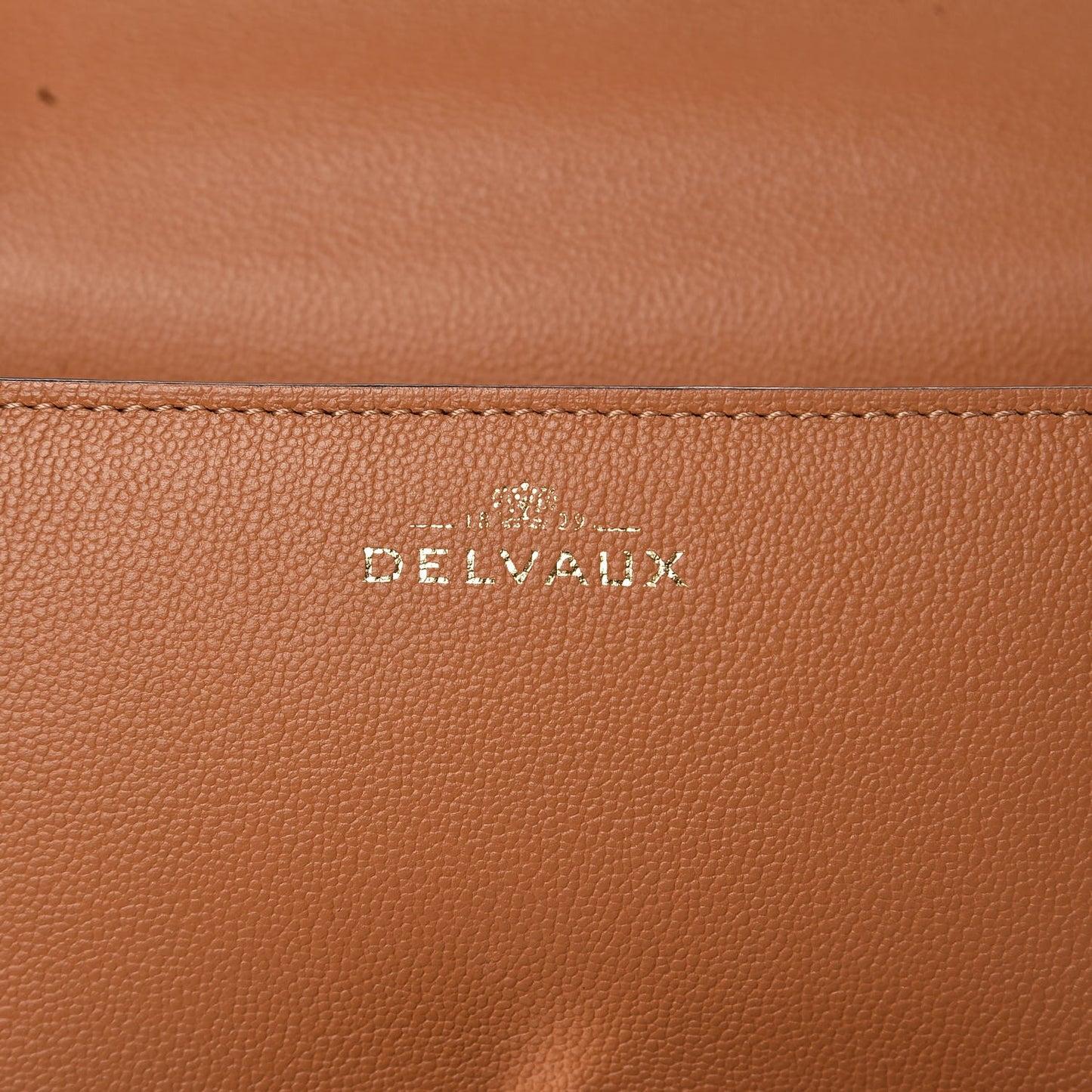 Grained Calfskin Simplissime City PM Vegetal