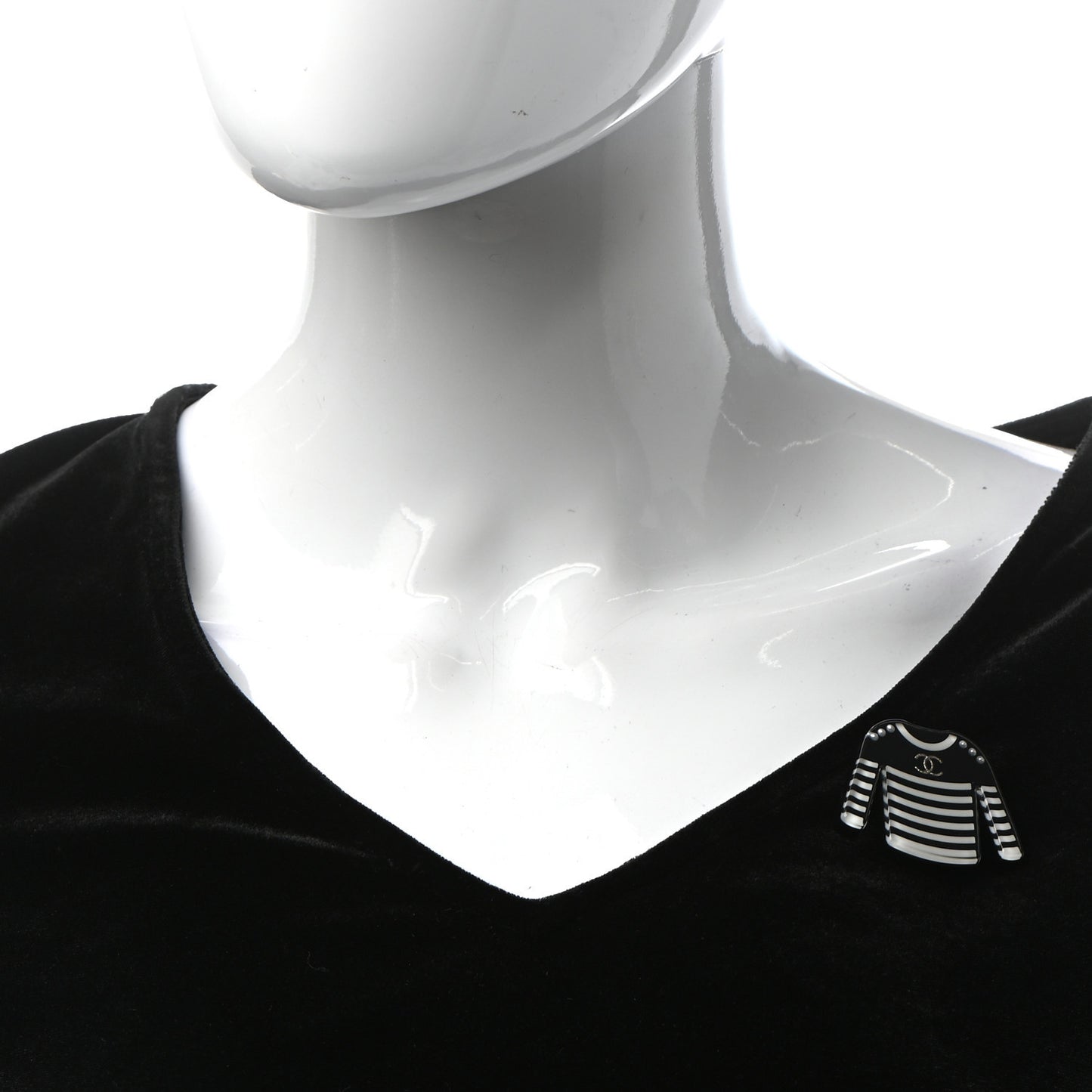 Resin Sweater CC Brooch Black White