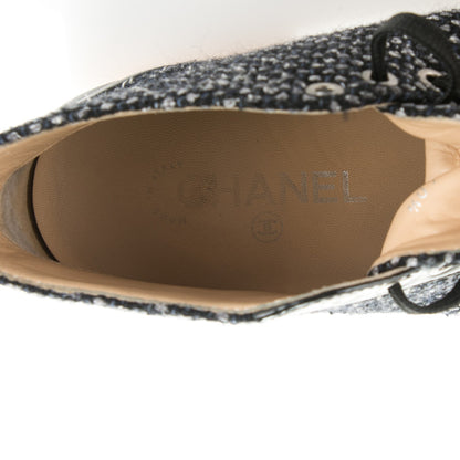 Chanel Tweed Calfskin Patent CC Lace Up Short Boots 40.5 Black Grey Dark Navy 7 of 7