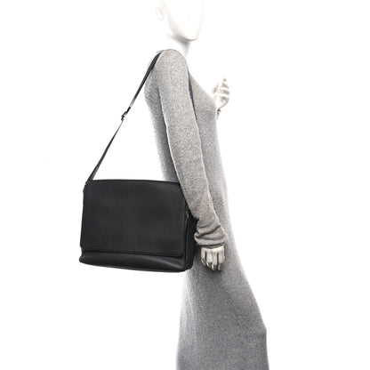 Louis Vuitton Taiga Roman GM Messenger Black 2 of 10