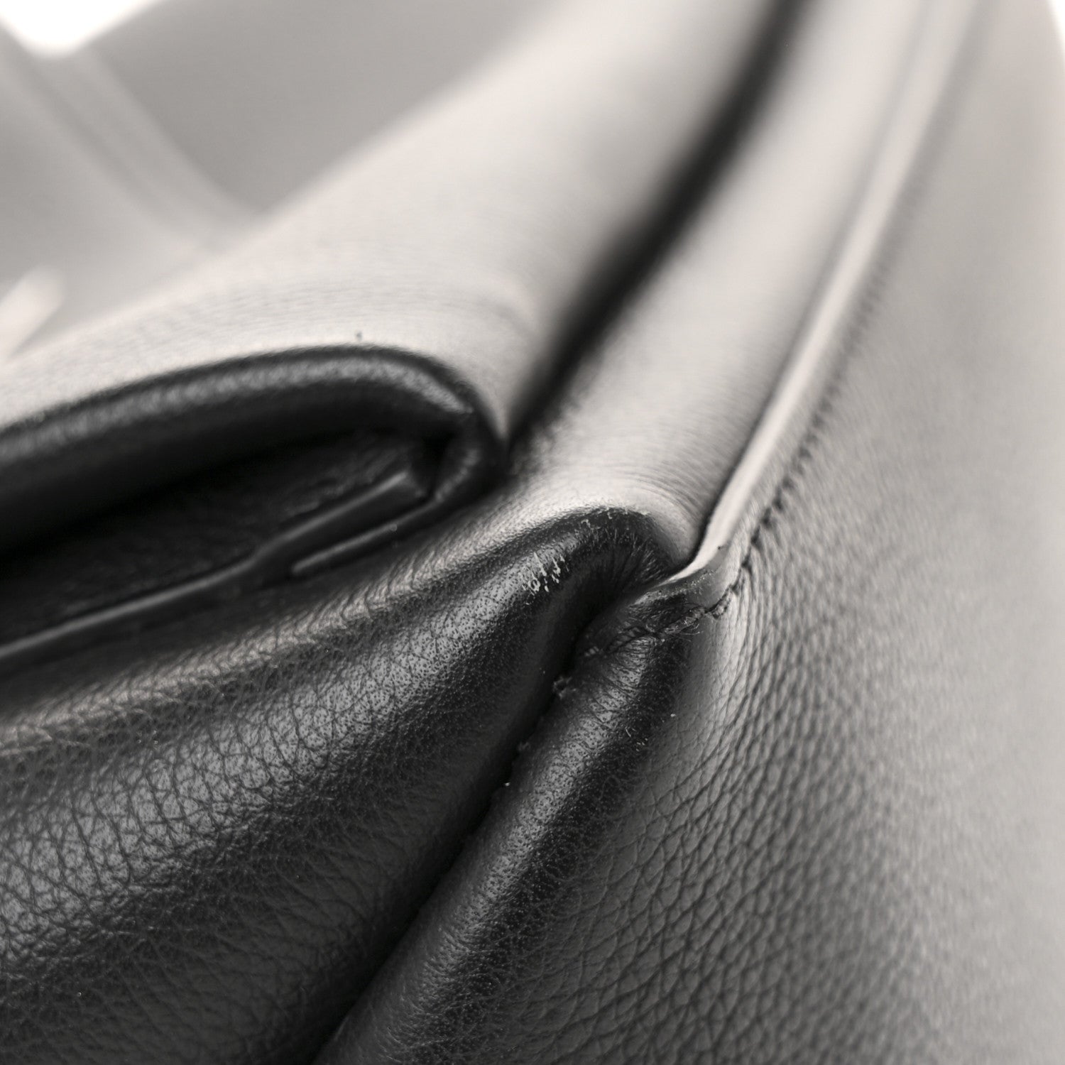 Louis Vuitton Soft Calfskin My Lockme Top Handle Black 13 of 15
