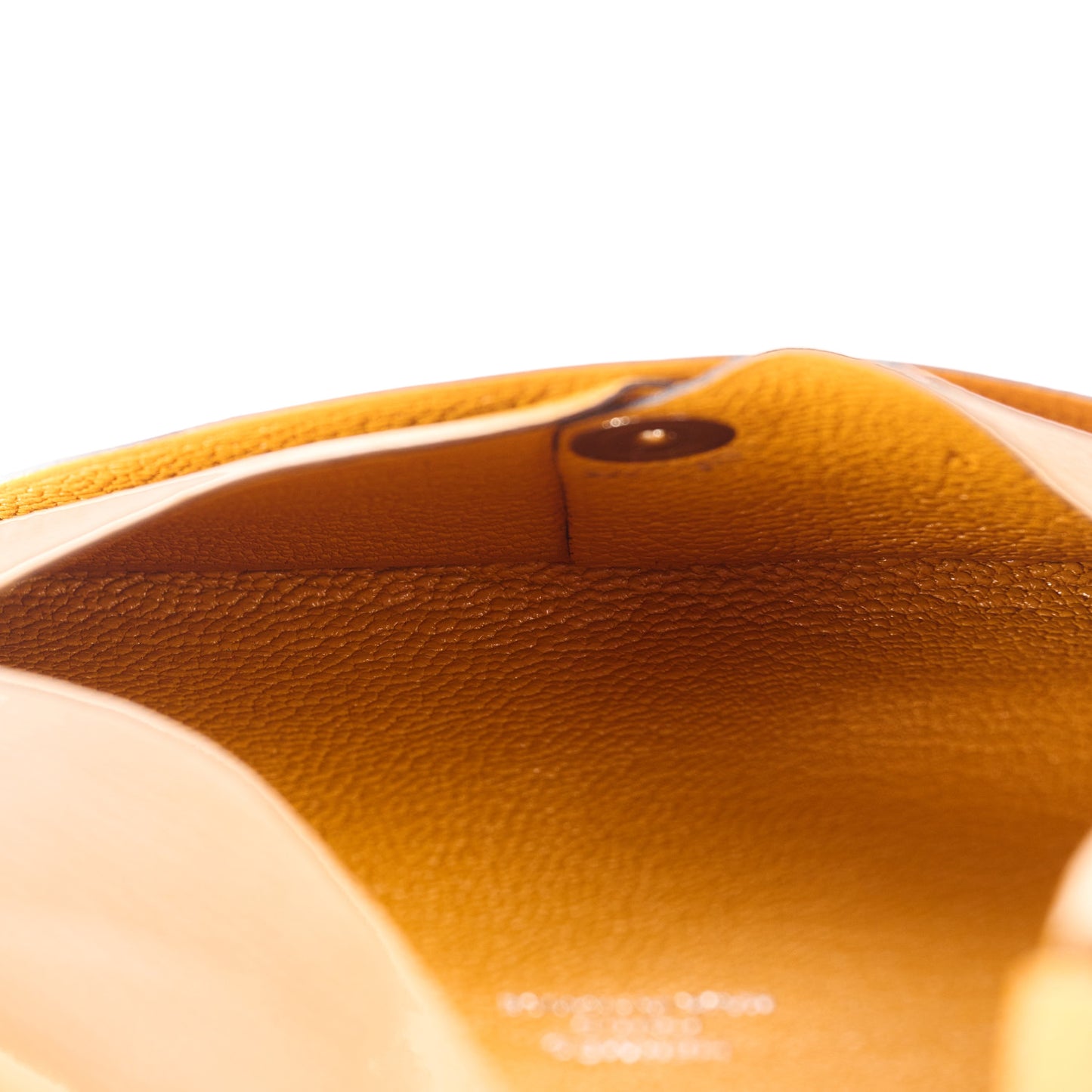 Chevre Mysore Calvi Card Case Moutarde