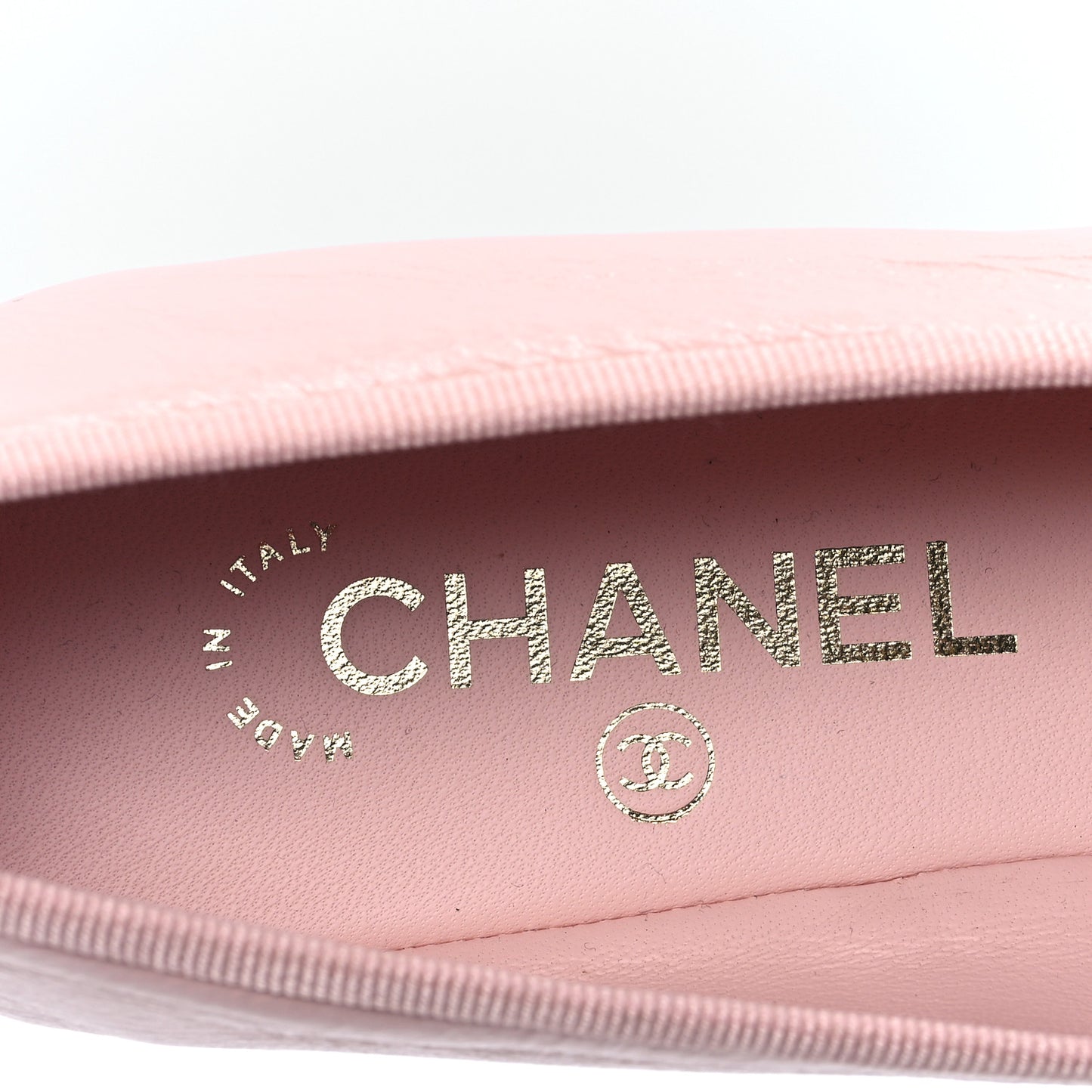 Shiny Crumpled Calfskin Patent CC Cap Toe Ballerina Flats 40 Light Pink Black