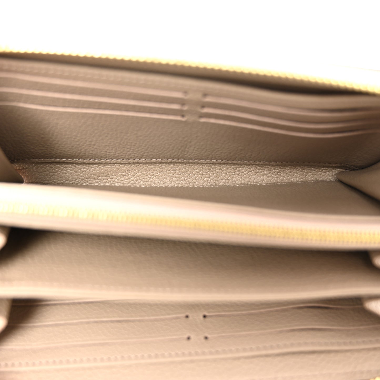 Empreinte Monogram Giant Zippy Wallet Tourterelle Creme
