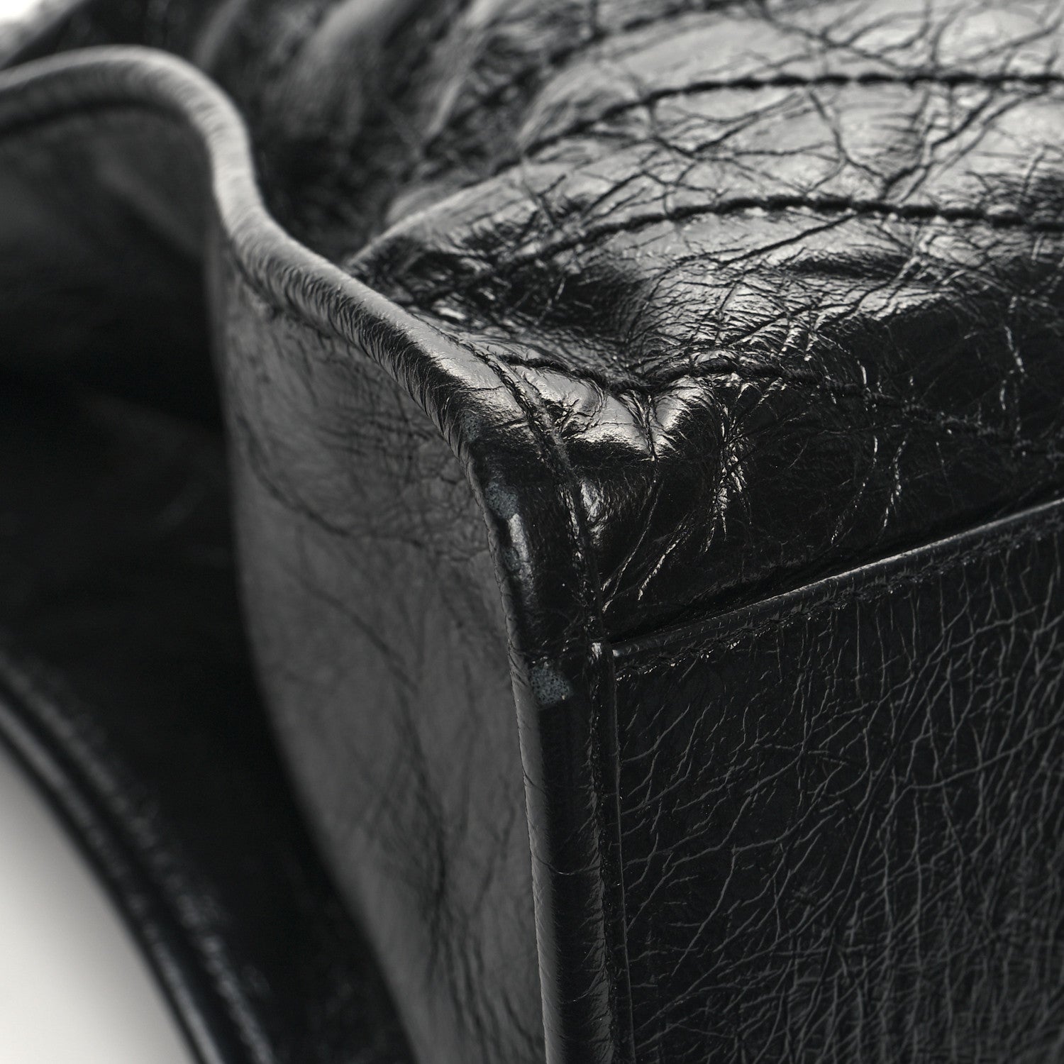 Saint Laurent Crinkled Calfskin Matelasse Monogram Large Niki Shopper Tote Black 11 of 12