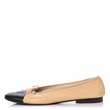 Chanel Lambskin CC Cap Toe Ballerina Flats 40.5 Beige Black 1 of 9