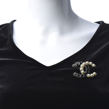 Chanel Crystal Pearl CC Dazzling Domino Brooch Gold Black 2 of 7