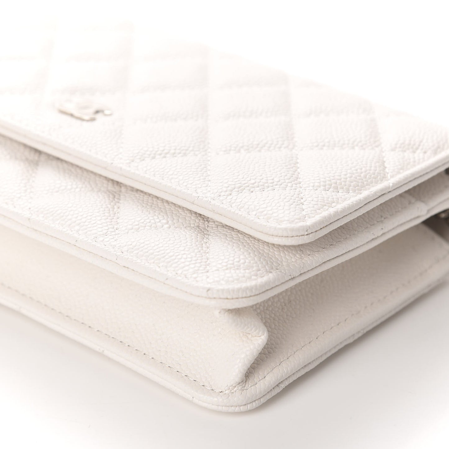 Caviar Quilted Wallet On Chain WOC White