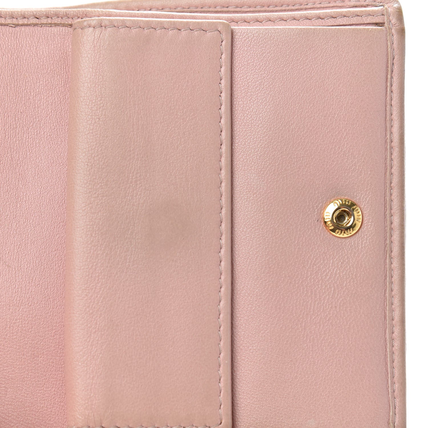 Miu Miu Nappa Matelasse Compact Wallet Orchidea 5 of 12