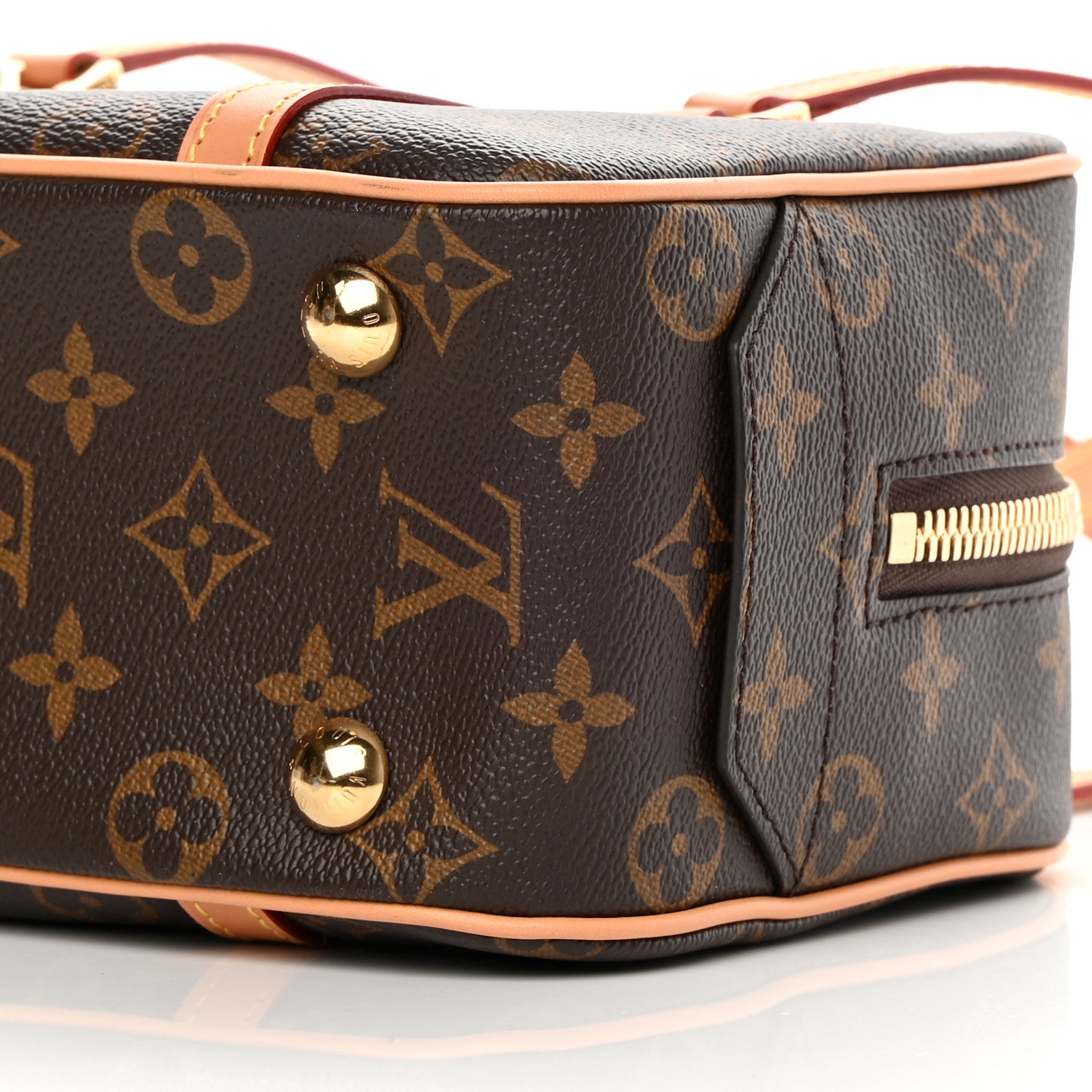 Louis Vuitton Monogram Cite 9 of 9