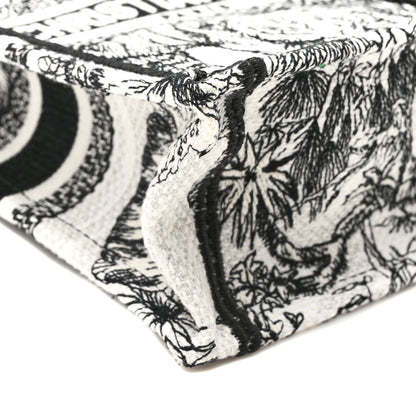 Christian Dior Canvas Toile de Jouy Voyage Embroidered Mini Book Tote Phone Bag White Black 9 of 10