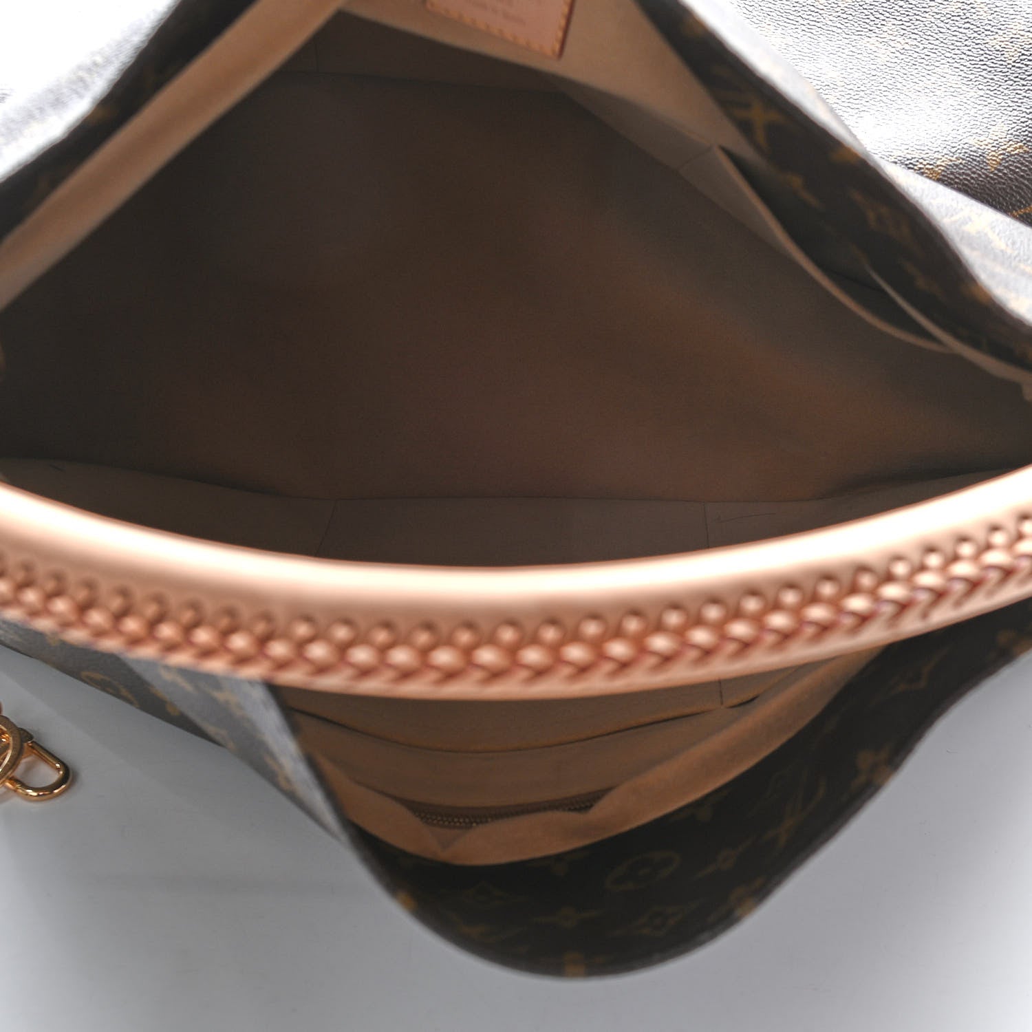 Louis Vuitton Monogram Artsy MM 5 of 8