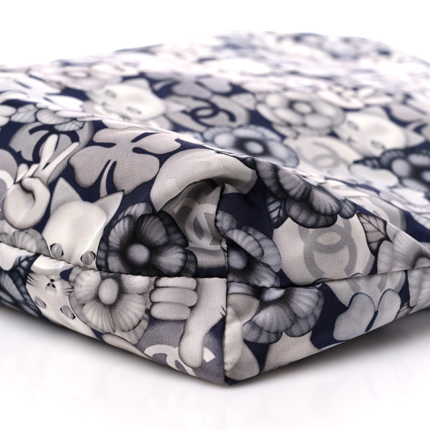 Nylon Cat Emoticon Tote Navy Silver