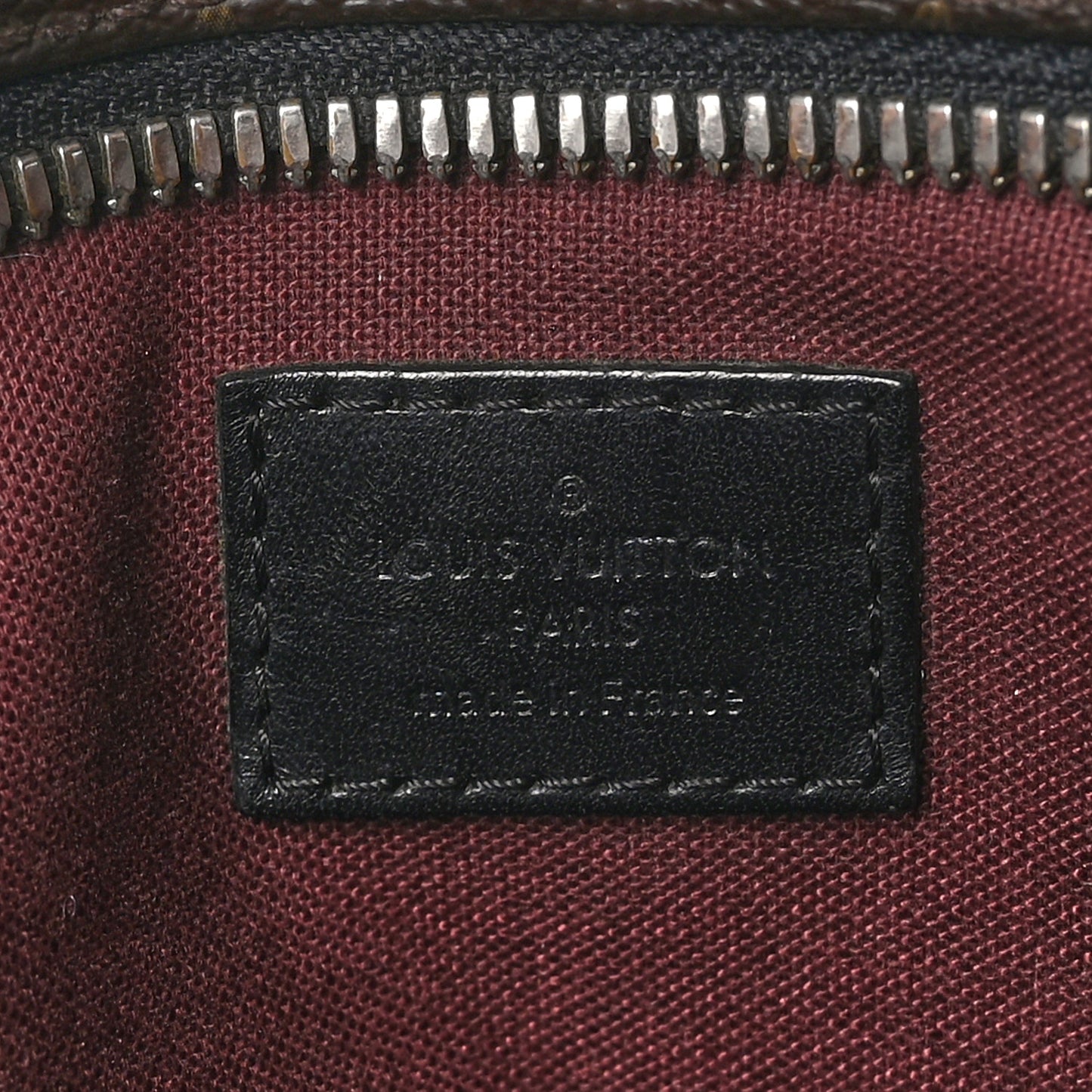 Monogram Macassar Kitan