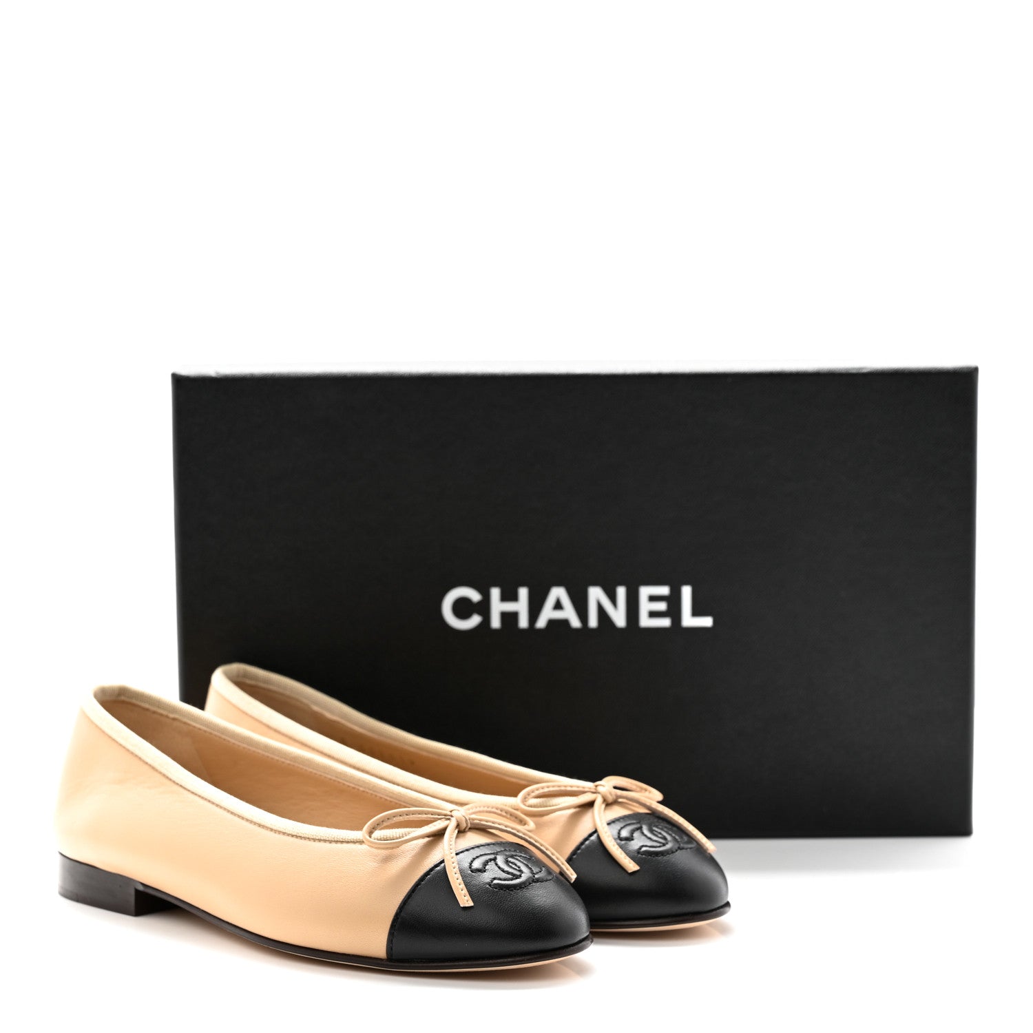 Chanel Lambskin Cap Toe CC Ballerina Flats 35.5 Dark Beige Black 13 of 13