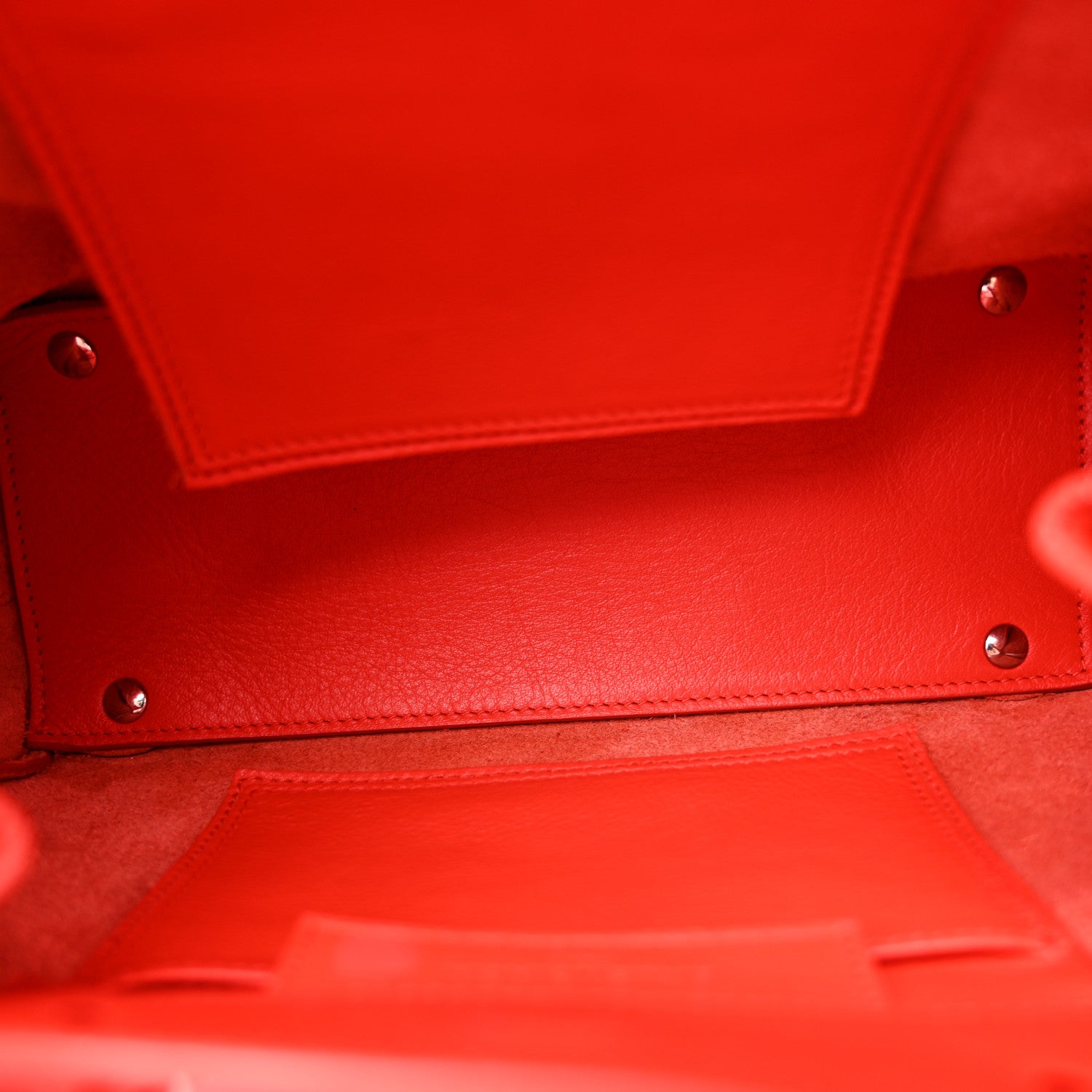 Balenciaga Veau Papier A6 Zip Around Tote Rouge Coquelicot 5 of 15