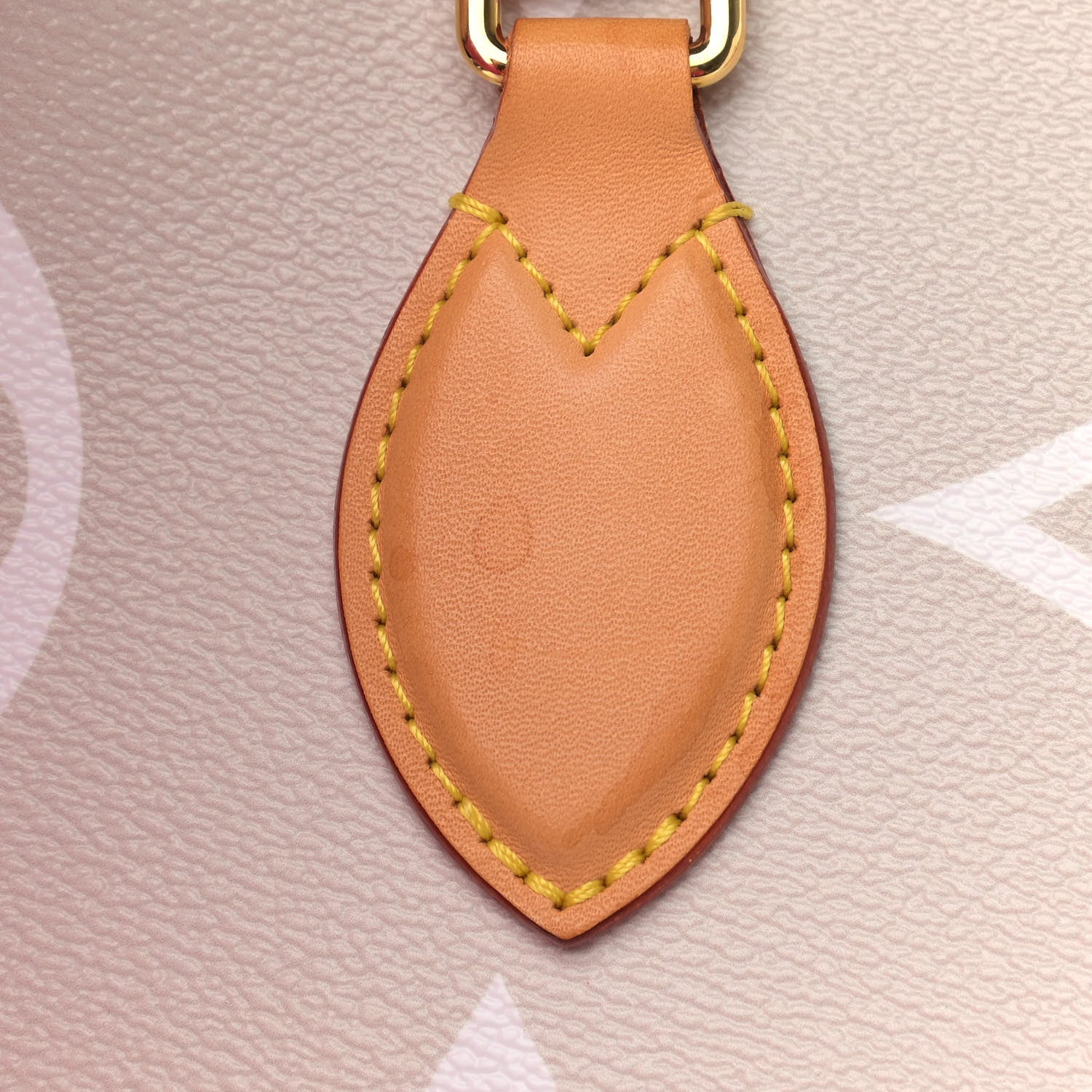 Louis Vuitton Monogram Giant By The Pool Onthego GM Brume 11 of 11
