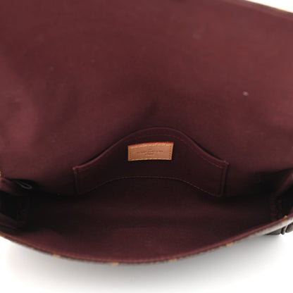 Louis Vuitton Monogram Favorite MM 4 of 10