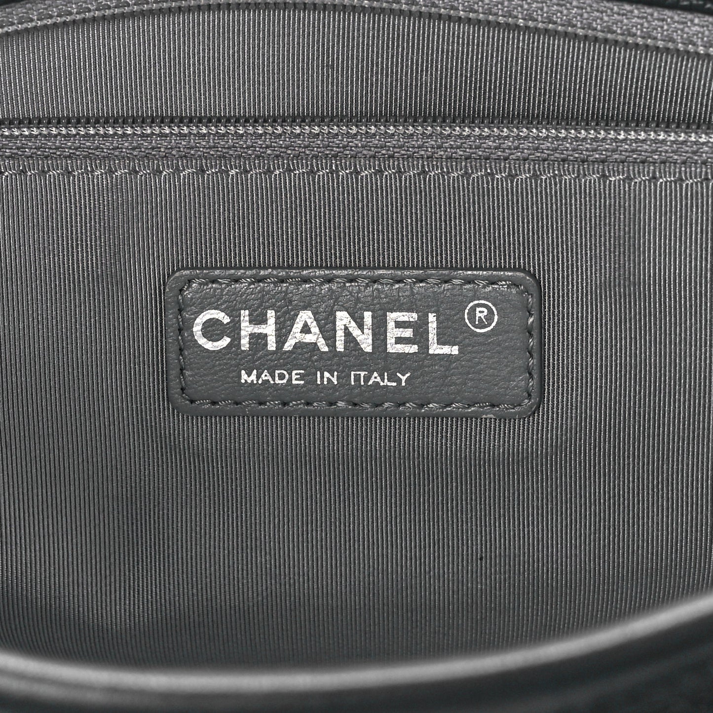 Caviar Quilted Medium French Riviera Flap Black