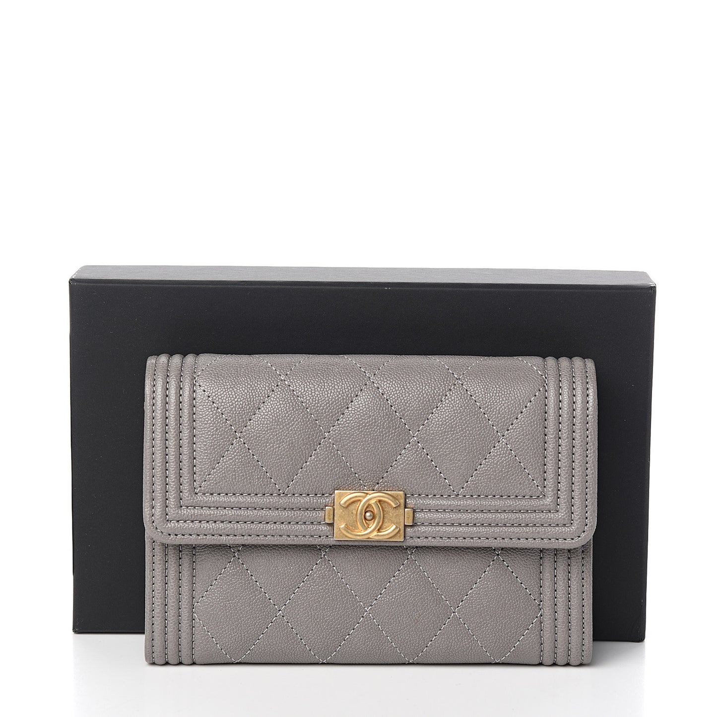 Caviar Quilted Medium Boy Flap Wallet Grey