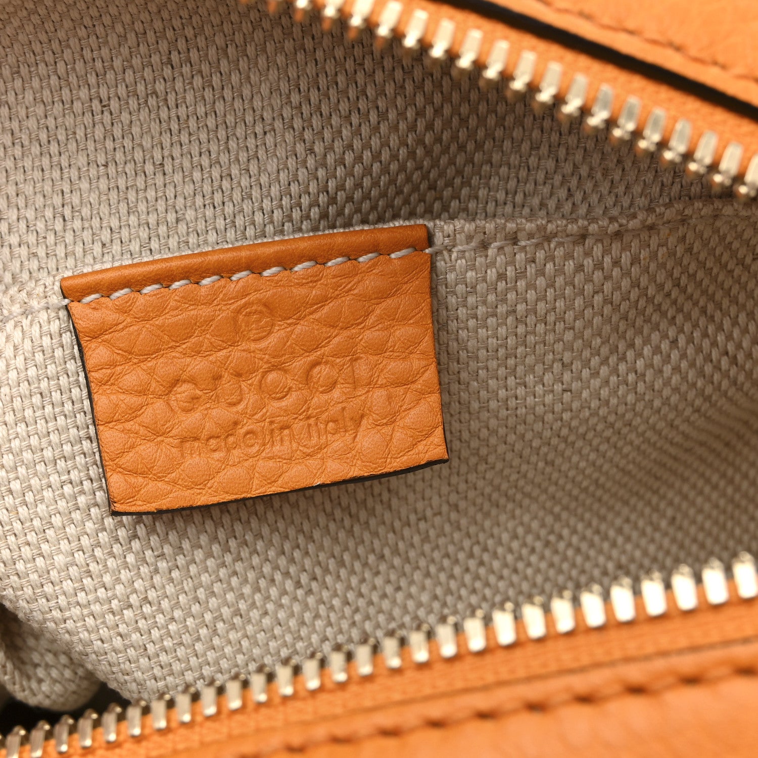 Gucci Pebbled Calfskin Small Soho Disco Bag Curcuma 6 of 10