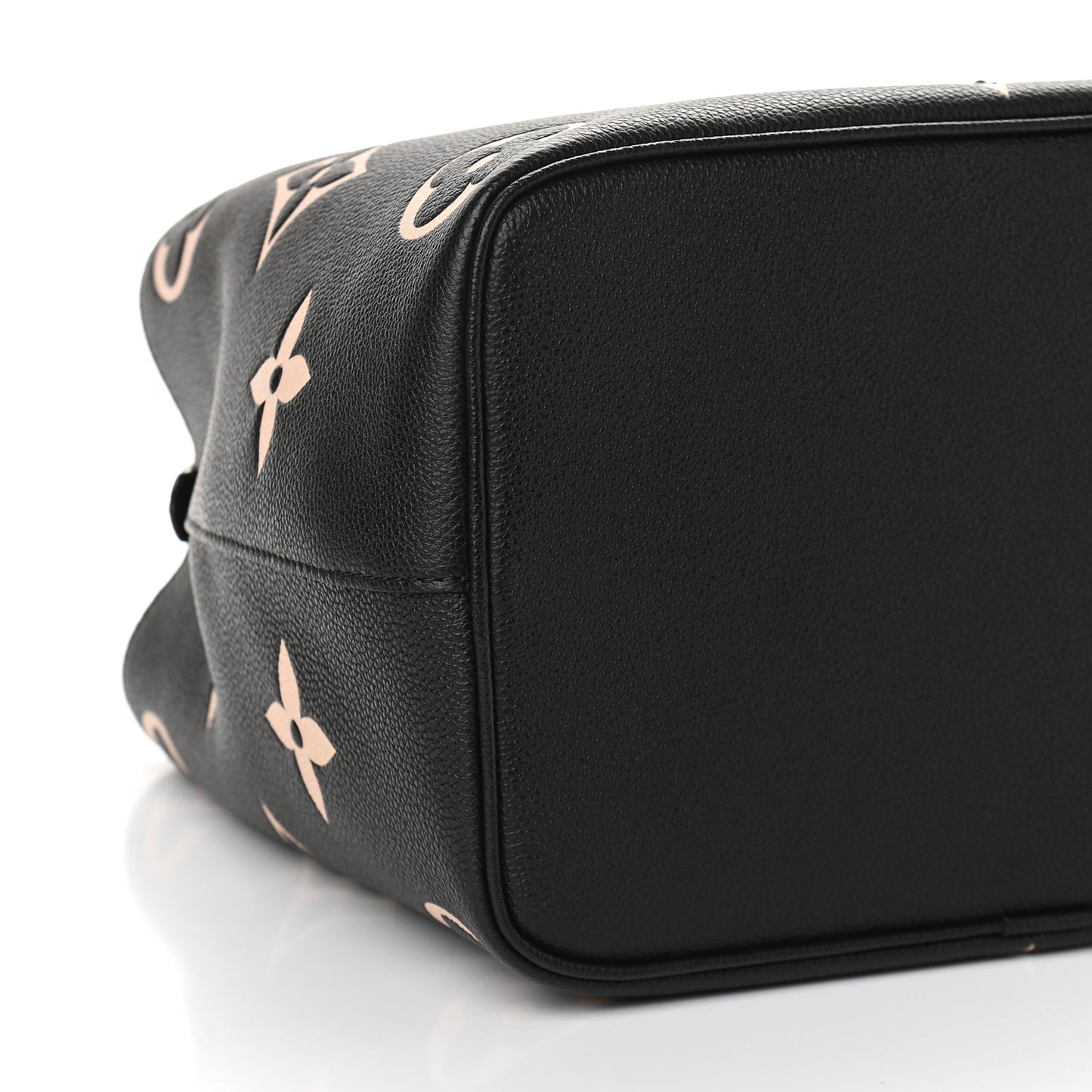 Empreinte Monogram Giant Neonoe MM Black Beige