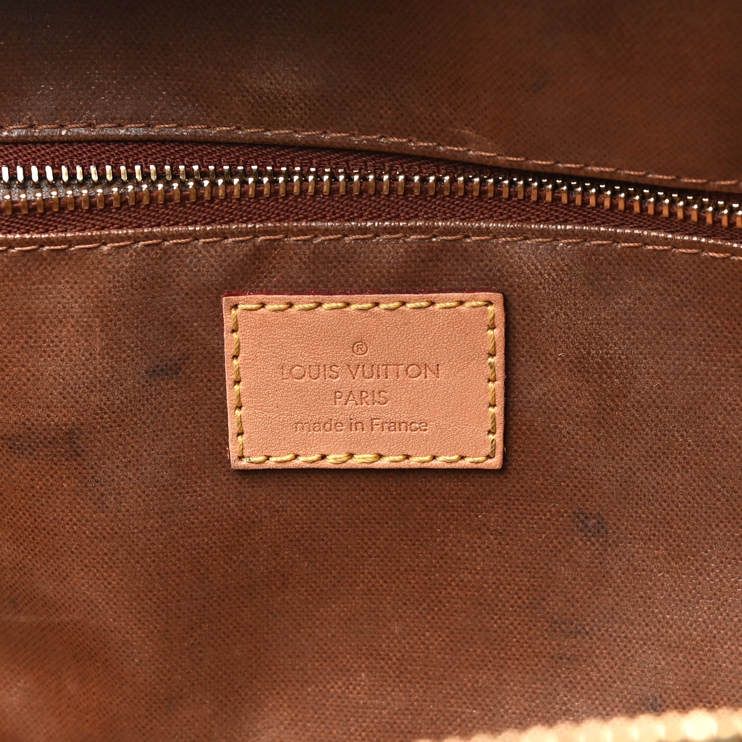 Louis Vuitton Monogram Toiletry Bag 25 6 of 22