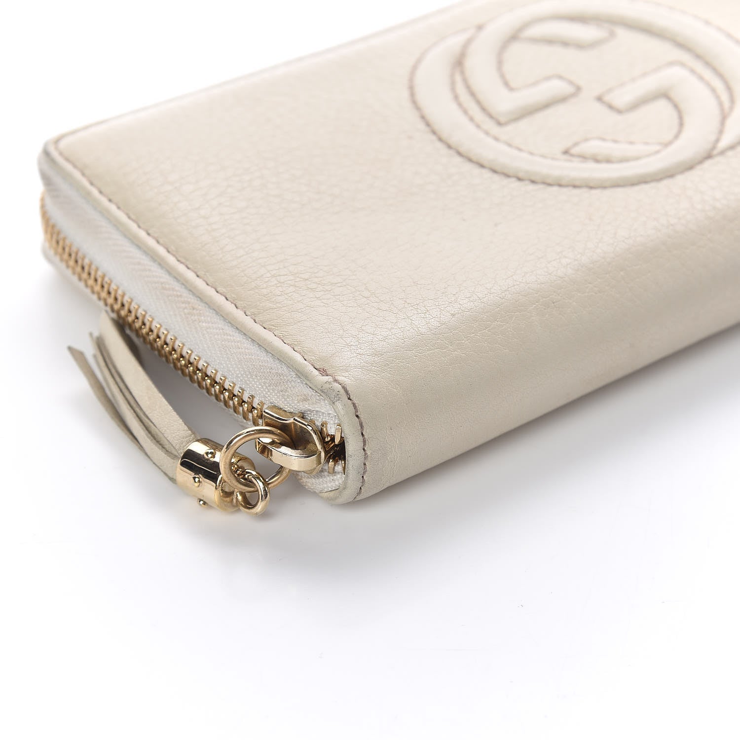 Gucci Pebbled Calfskin Soho Zip Around Wallet Off White 8 of 14