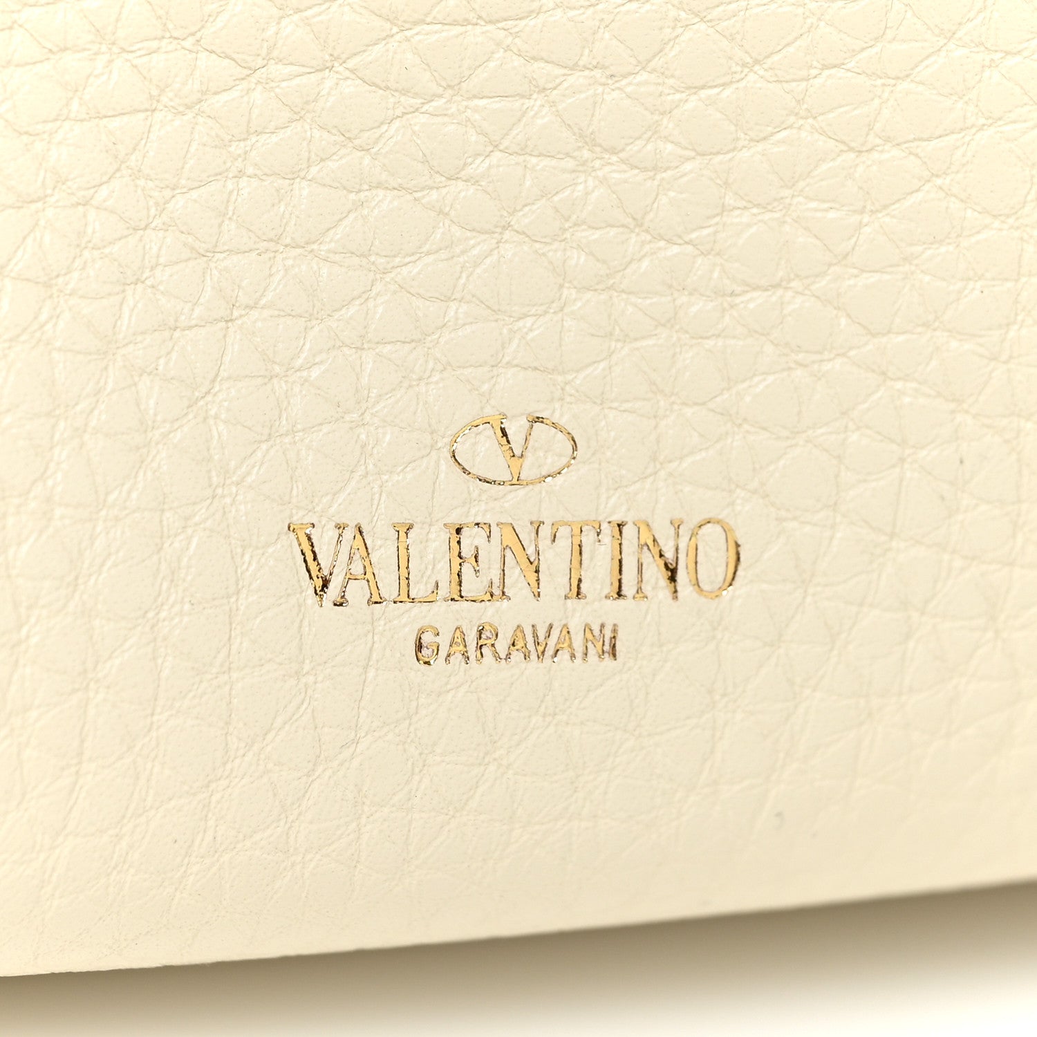 Valentino Garavani Grained Calfskin Rockstud Bucket Bag Ivory 10 of 10