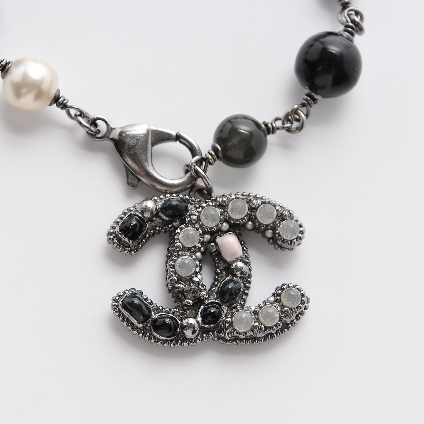 Ruthenium Beaded CC Bracelet Black