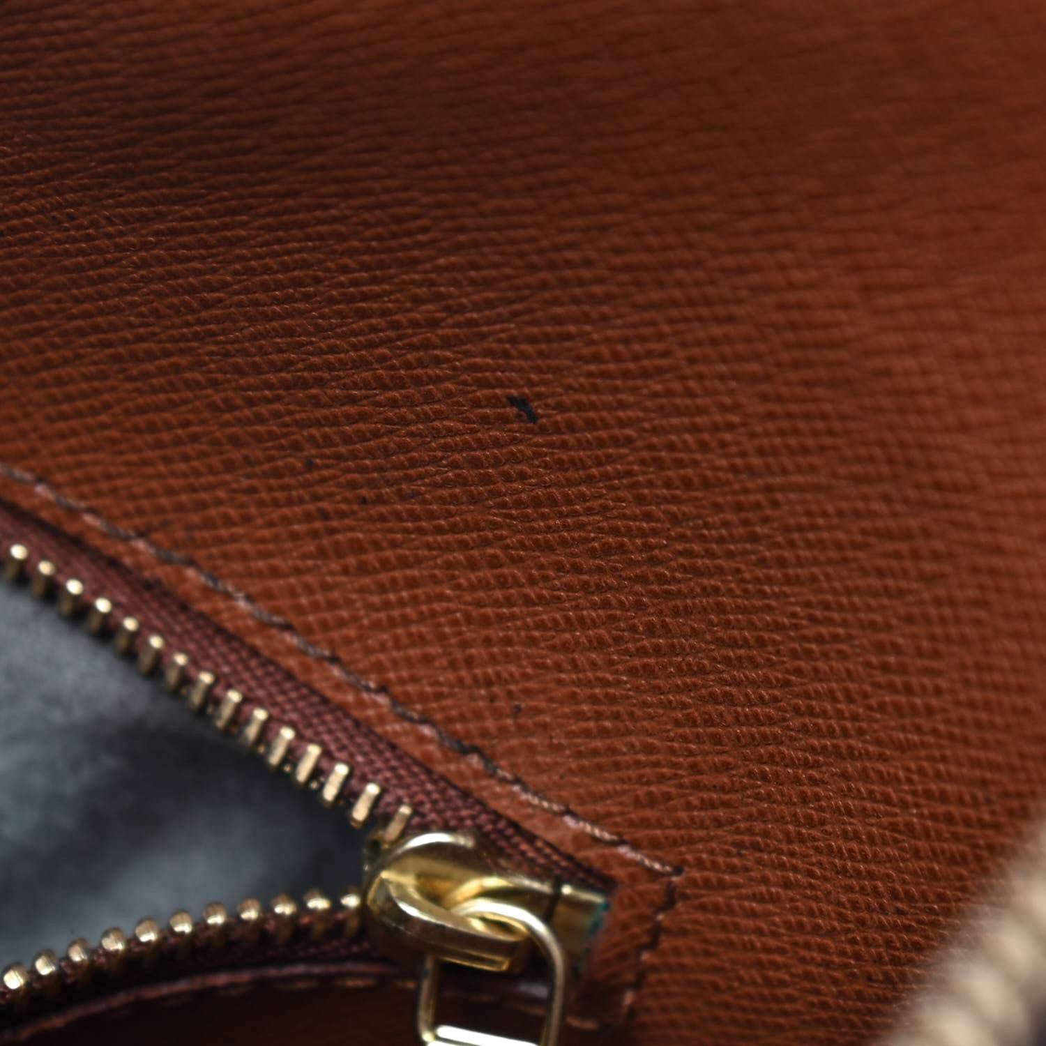 Louis Vuitton Monogram Boulogne 30 9 of 13