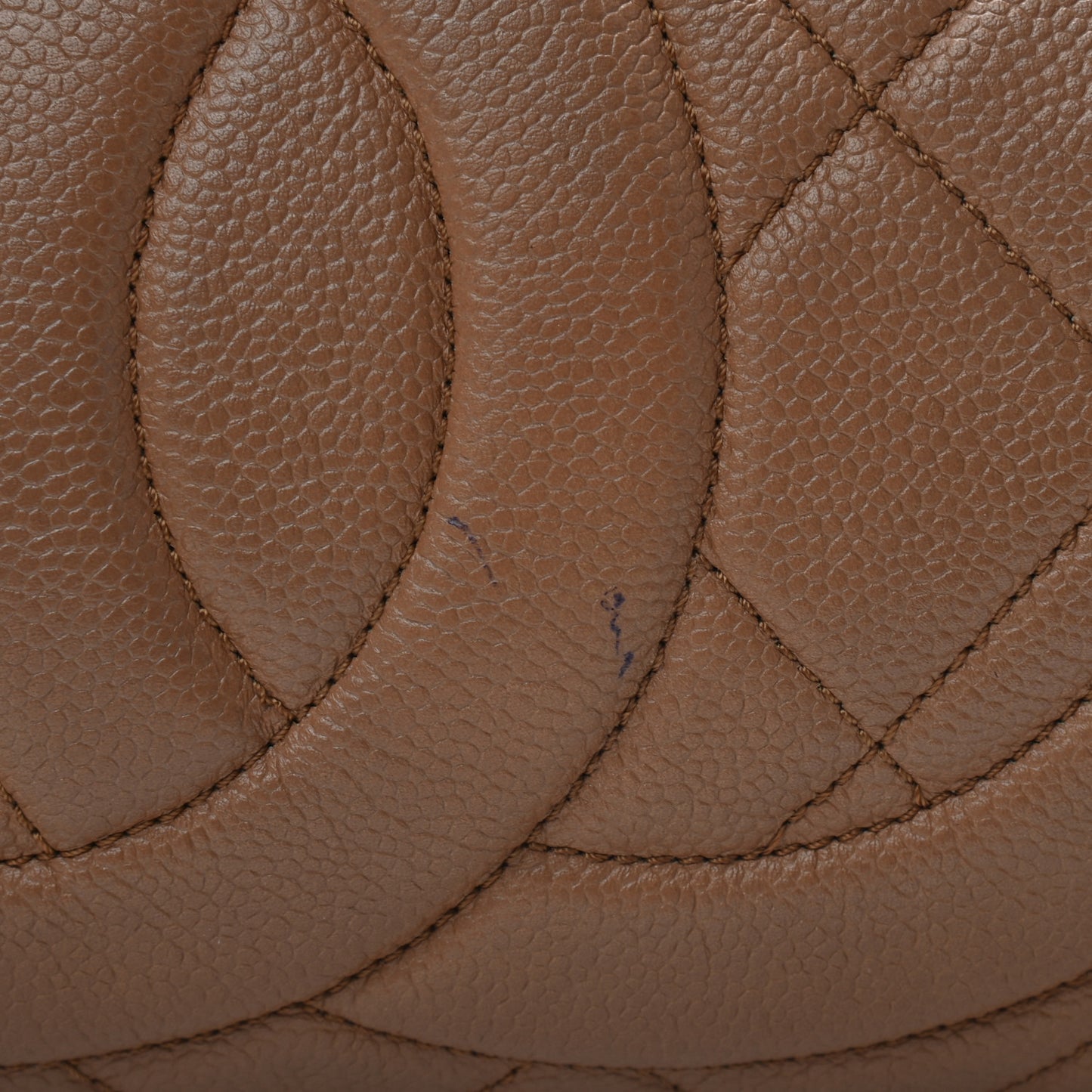 Caviar Quilted Expandable Zip Shoulder Bag Beige