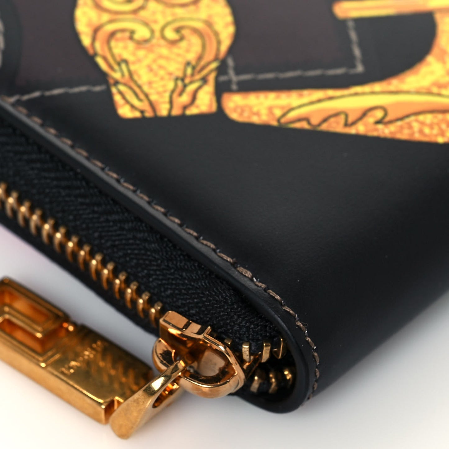 Calfskin Medusa Barocco Rodeo Print Zip Around Wallet Black Multicolor