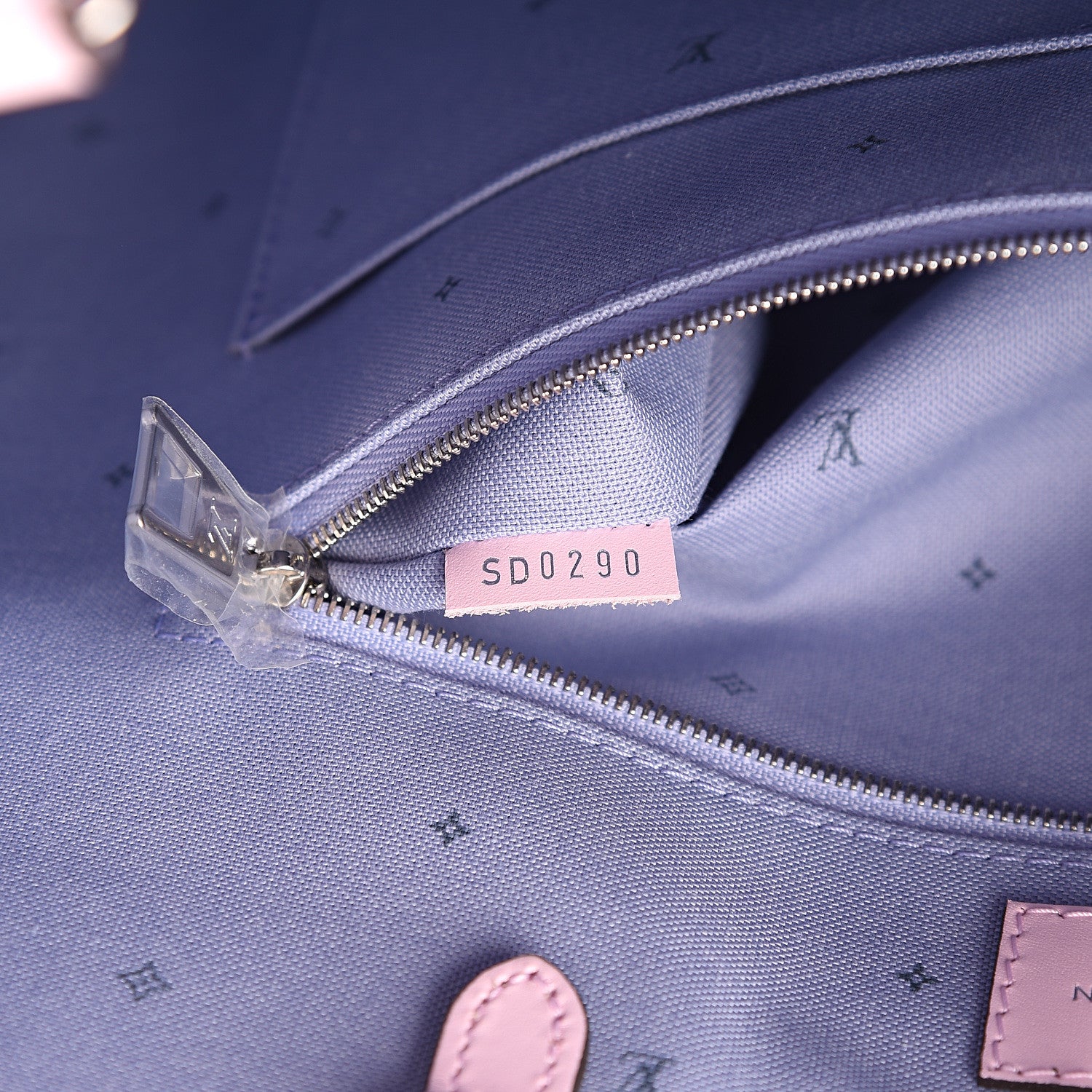 Louis Vuitton Monogram Escale Onthego GM Pastel 7 of 11