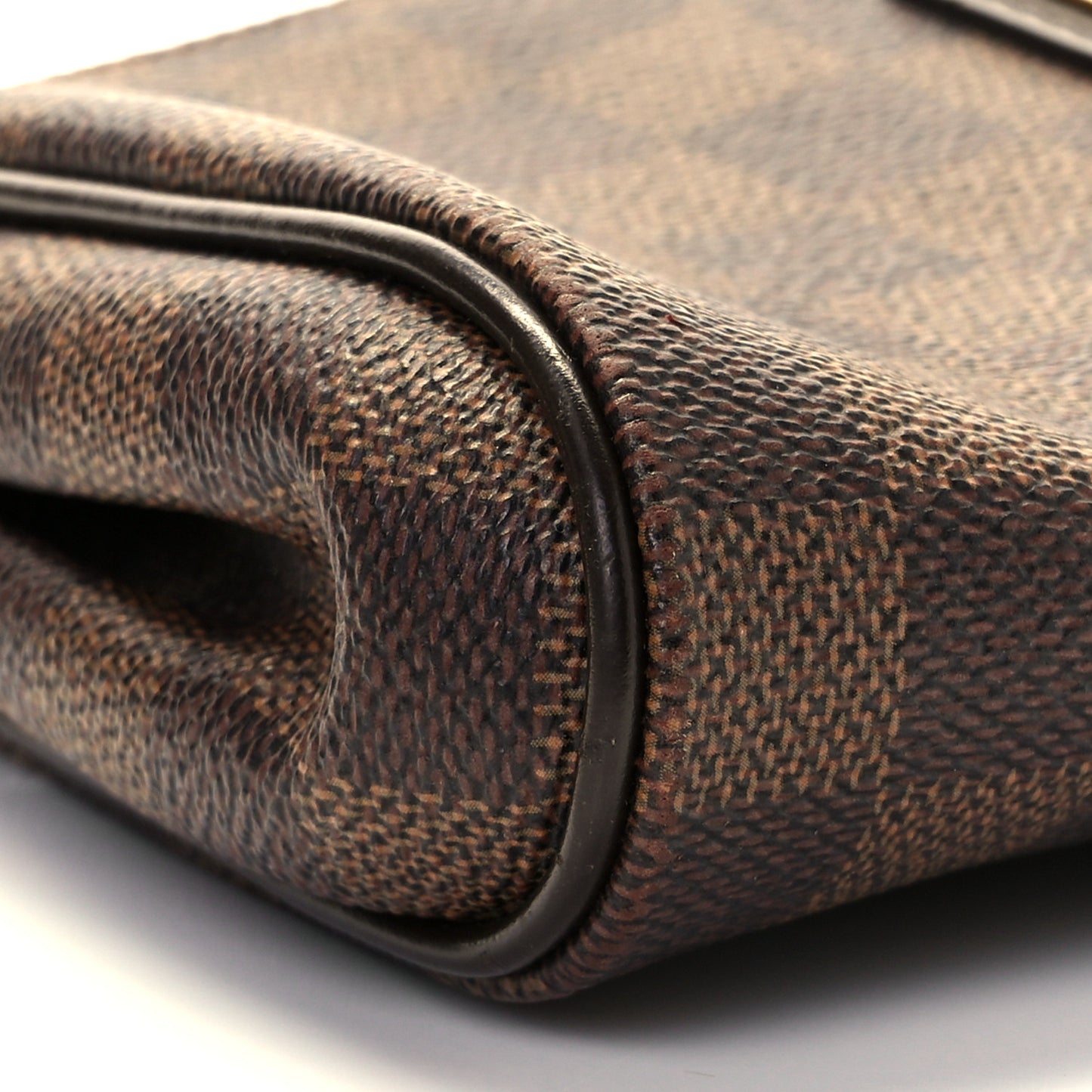 Damier Ebene Eva Clutch