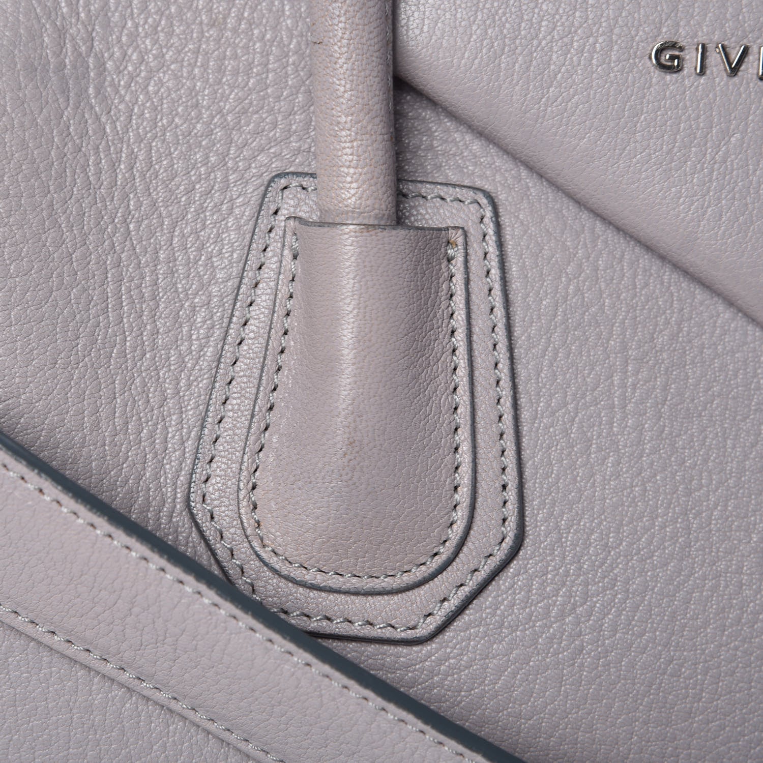 Givenchy Sugar Goatskin Medium Antigona Pearl Grey 31 of 49