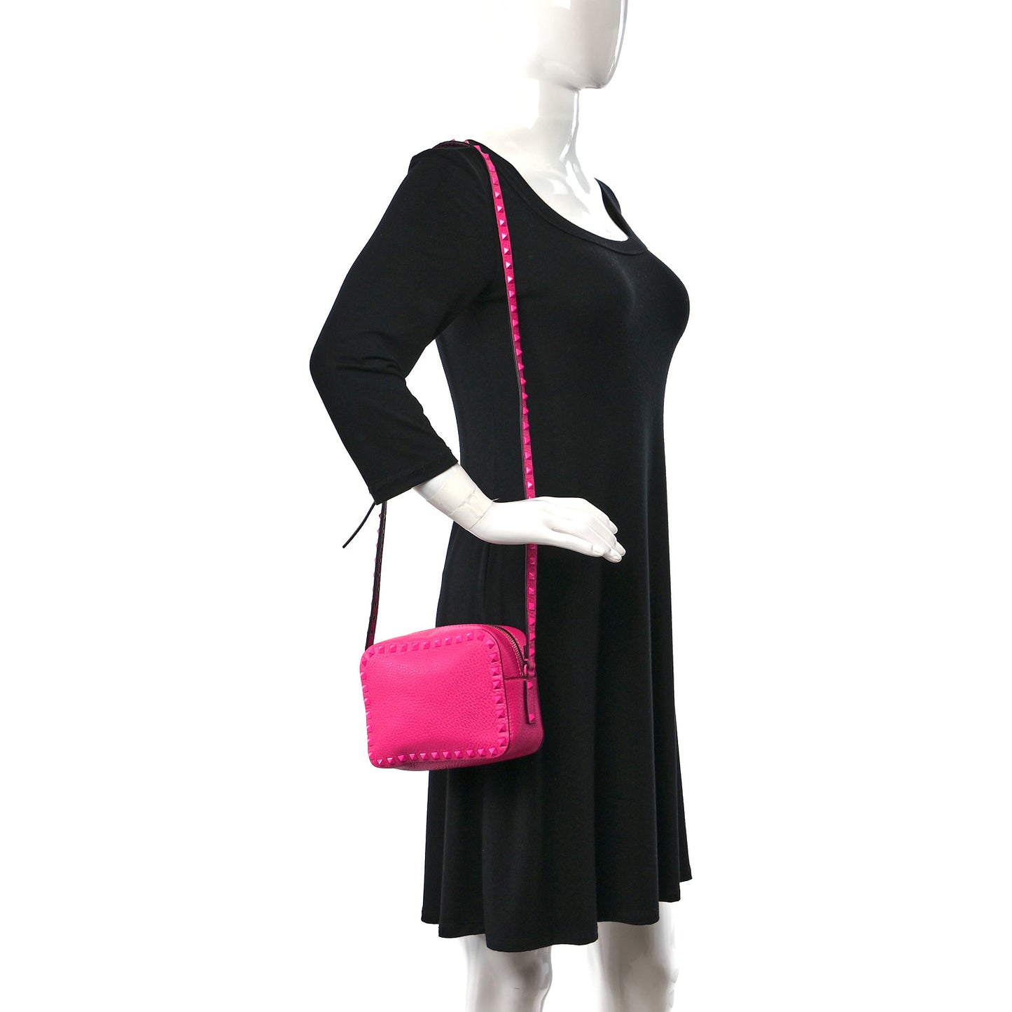 Pebbled Calfskin Monochrome Rockstud Camera Crossbody Bag Pink PP