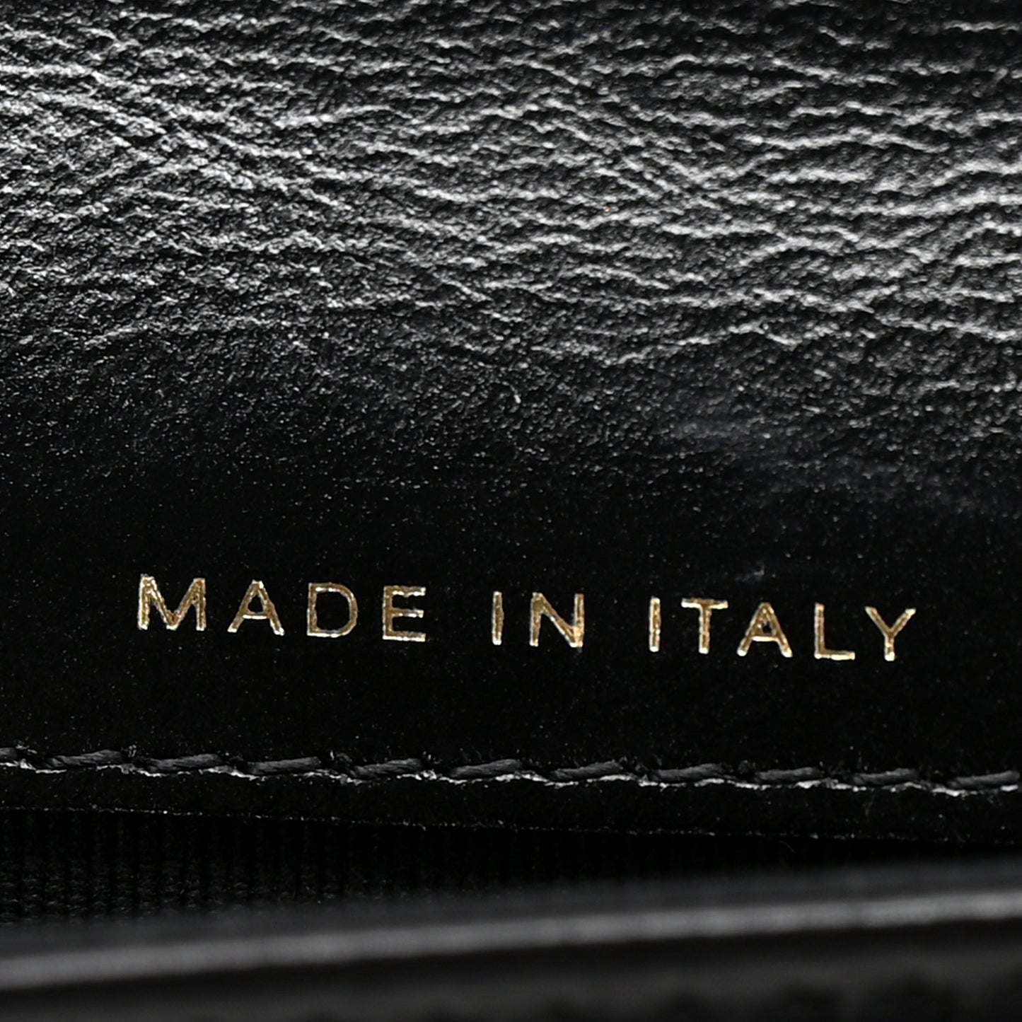 Shiny Crumpled Calfskin Quilted 31 Card Holder Wallet Black