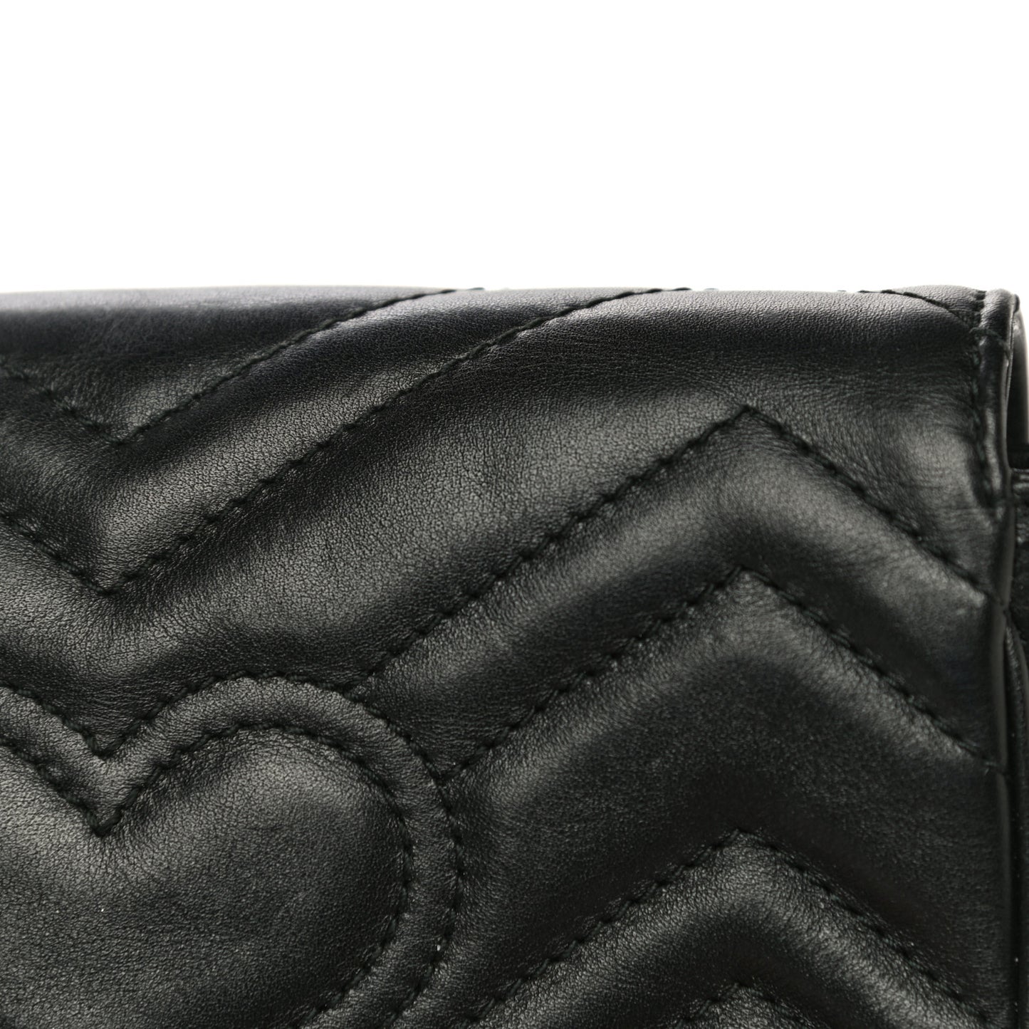 Calfskin Matelasse Super Mini GG Marmont Shoulder Bag Black