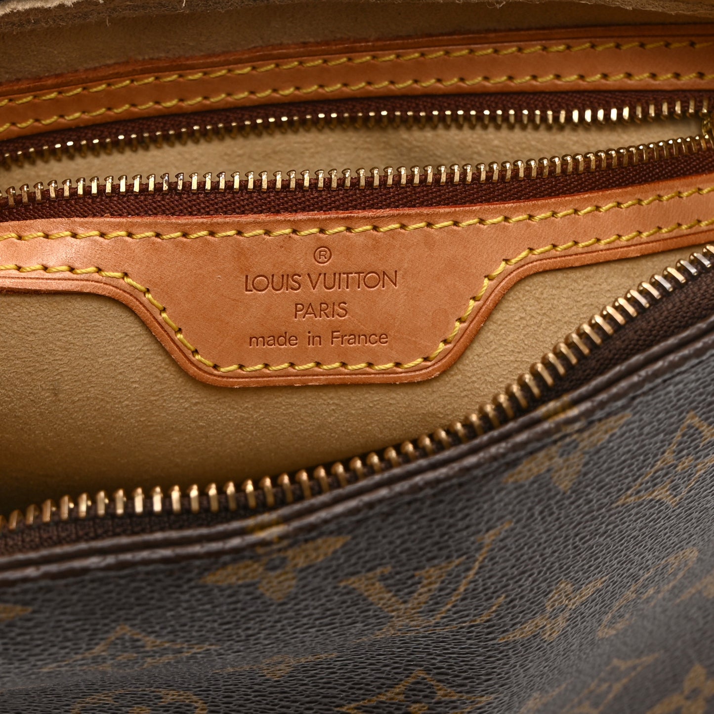 Monogram Looping MM