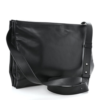 Bottega Veneta Intrecciato Embossed Triple Zip Messenger Bag Black 3 of 12