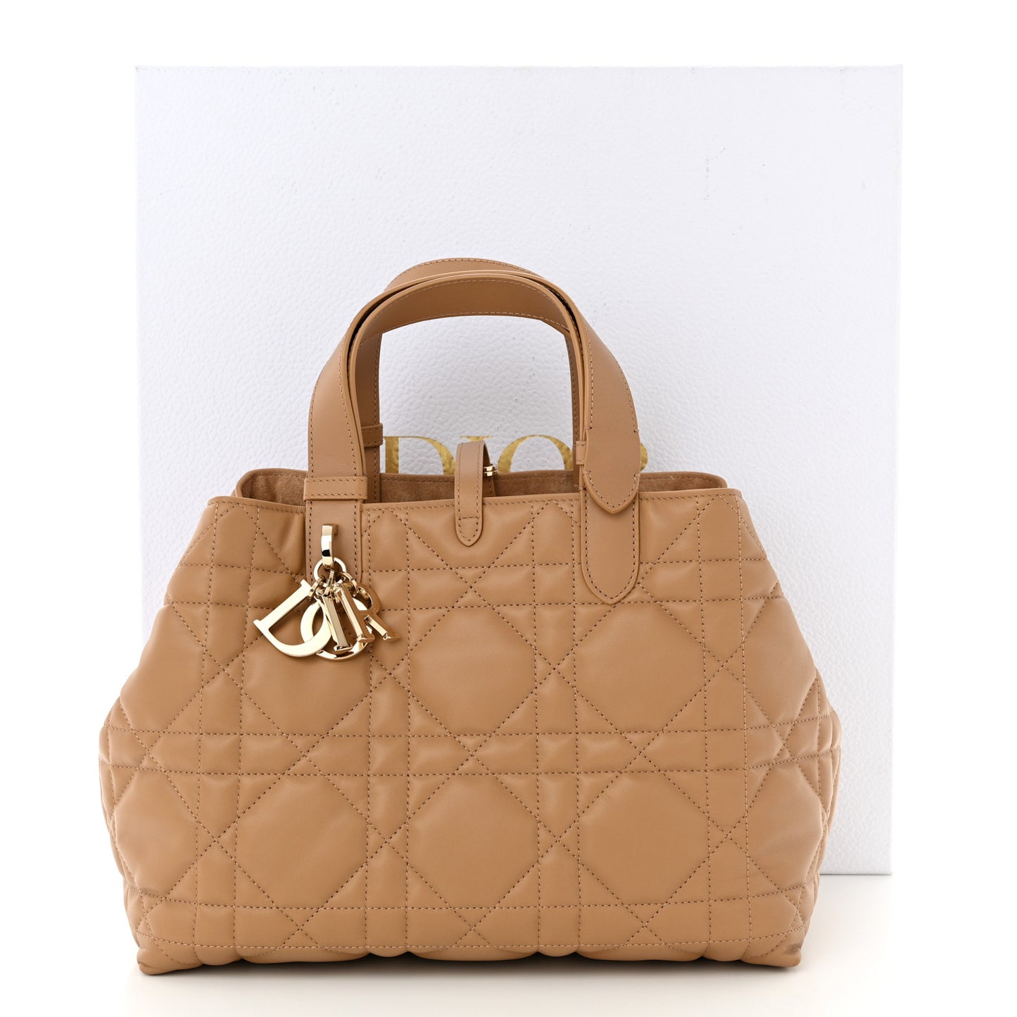 Calfskin Macrocannage Medium Toujour Powder Tan