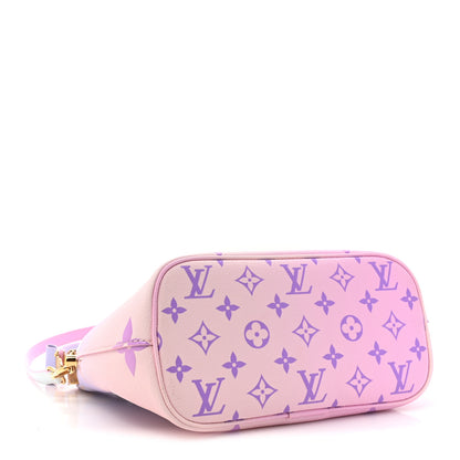 Louis Vuitton Monogram Giant Spring In The City Marshmallow Hobo PM Sunrise Pastel 4 of 12