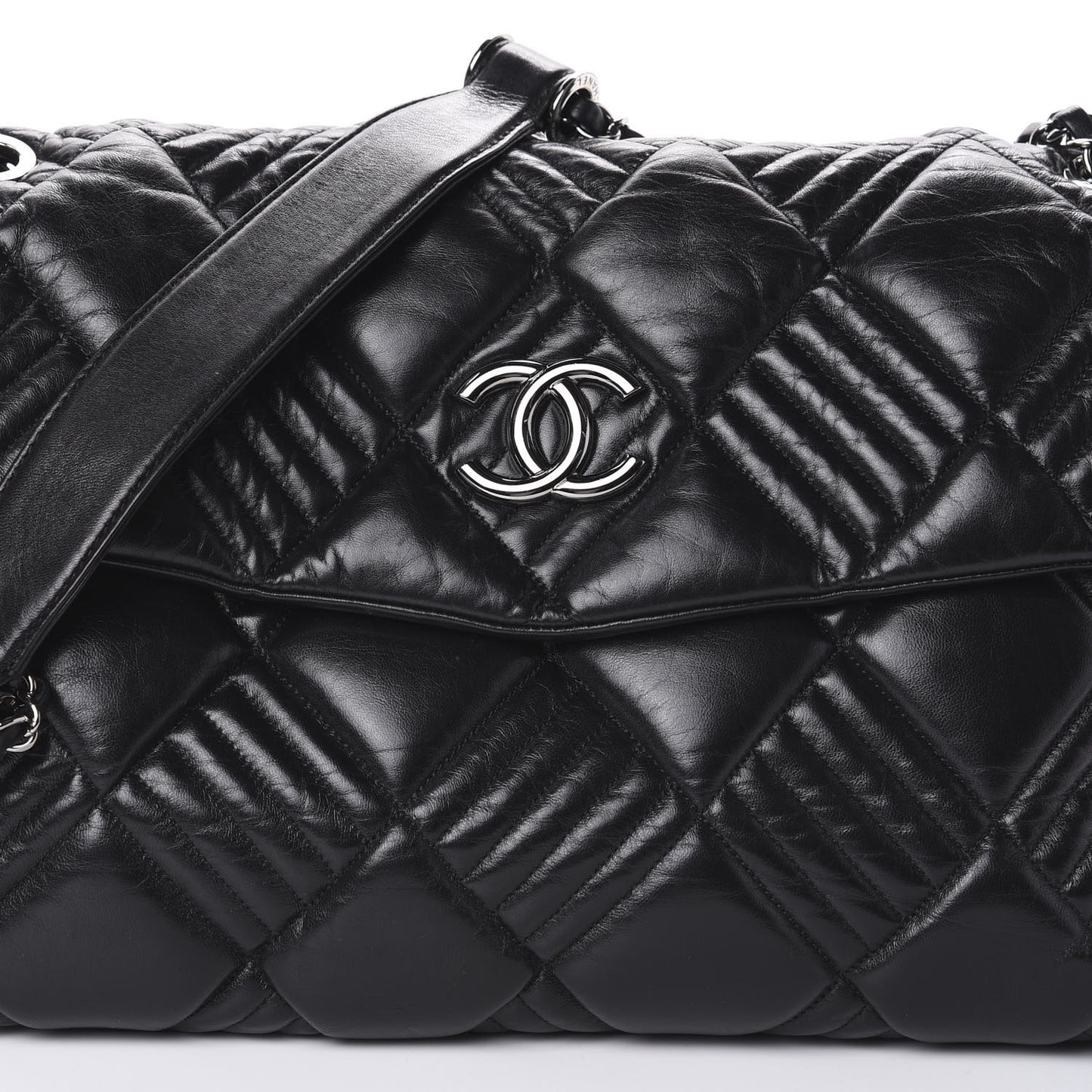 Lambskin In and Out XL Maxi Flap Black