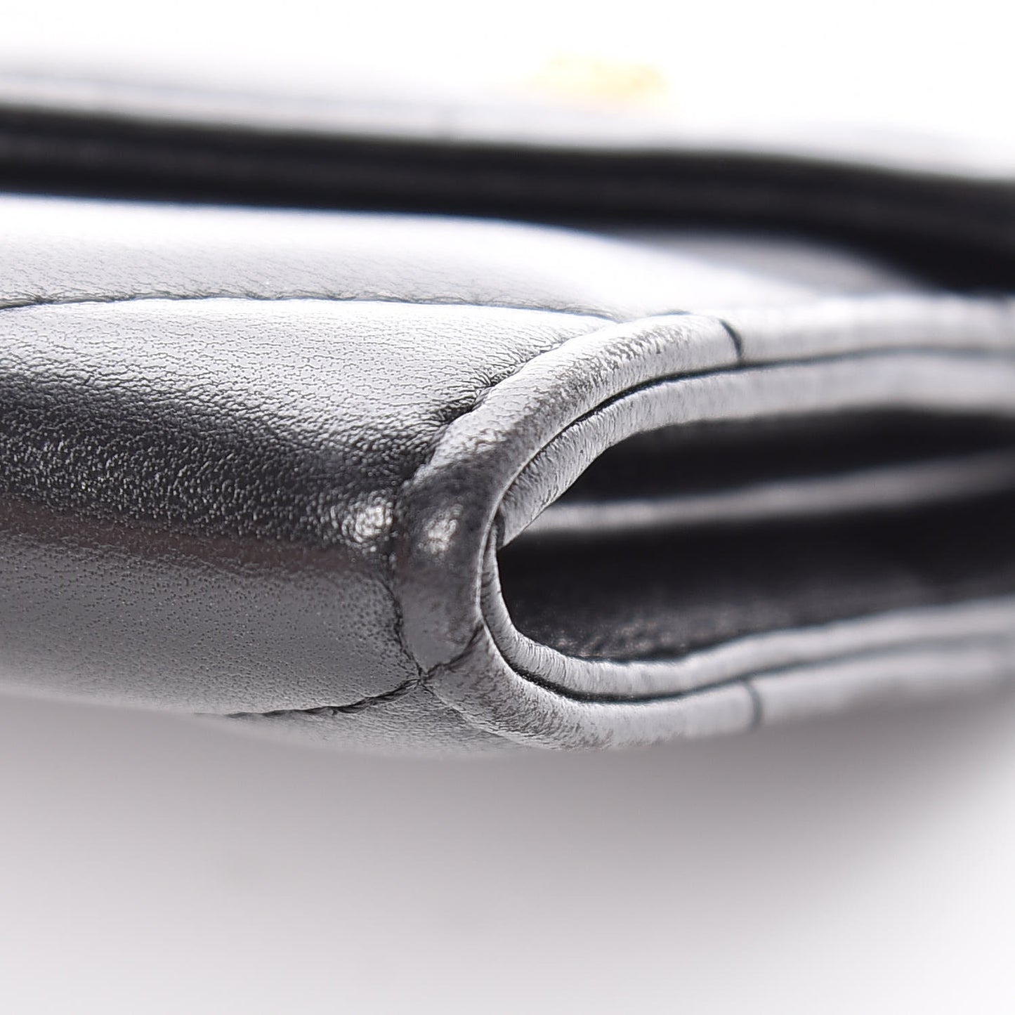 Lambskin Chevron Quilted Medallion CC Card Holder Black